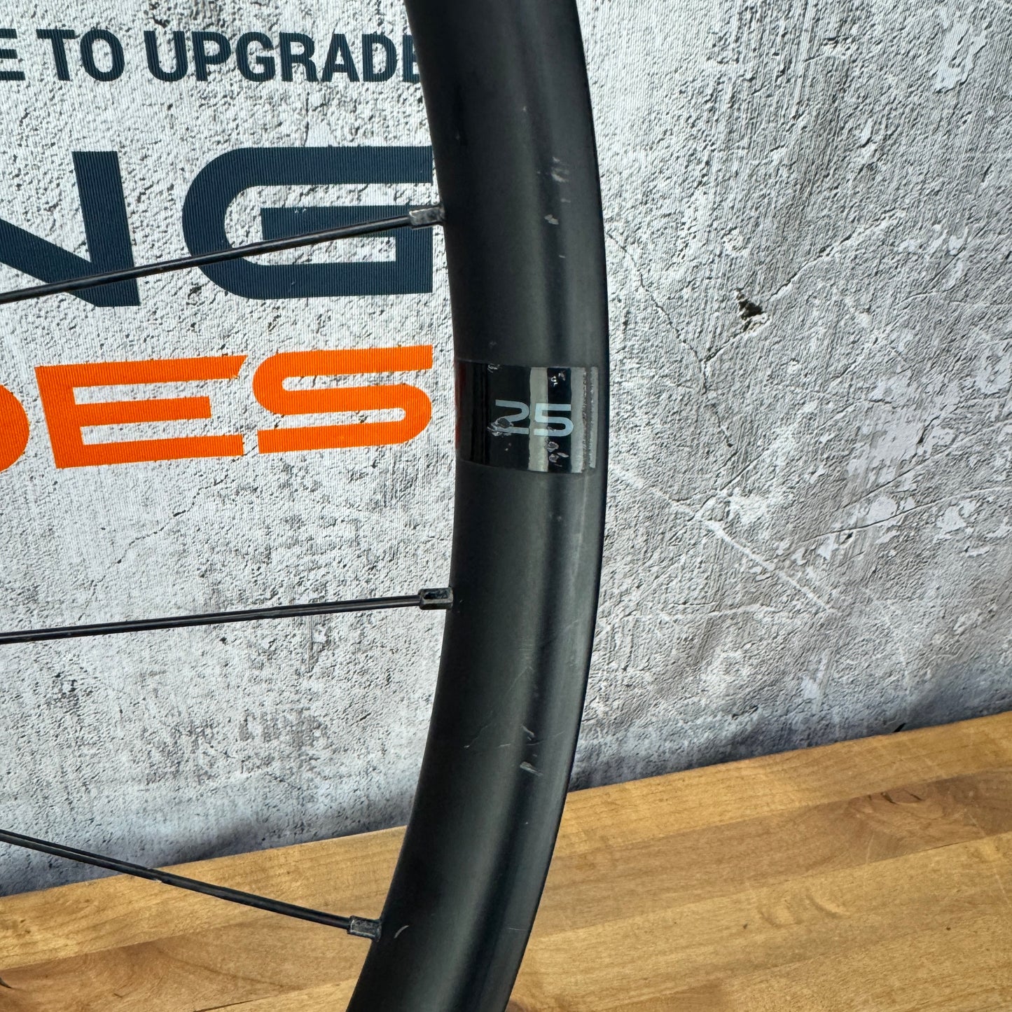 Cannondale Hollowgram 25 Lefty Carbon Tubeless Disc Front Wheel 700c 756g