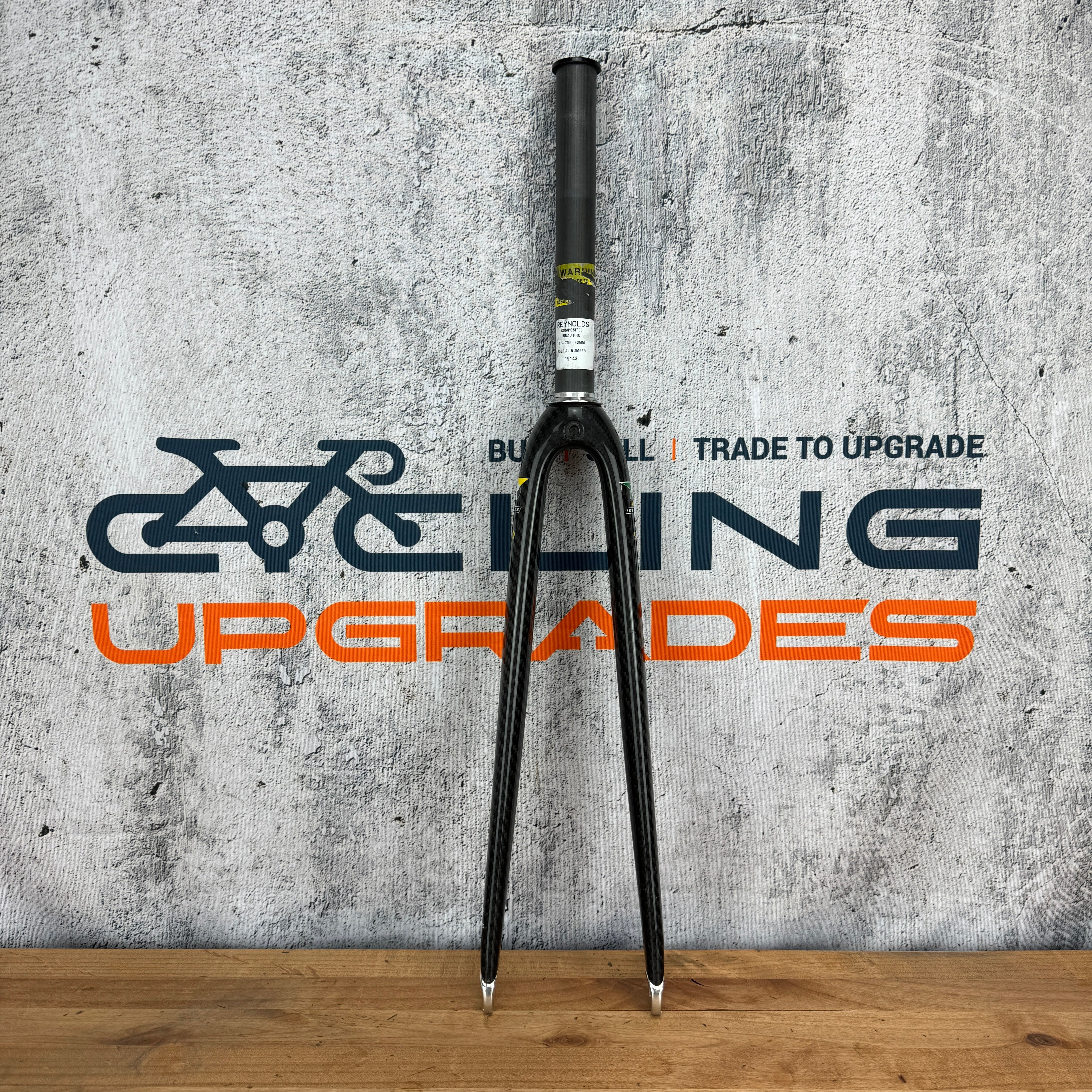 Carbon disc sales fork 700c