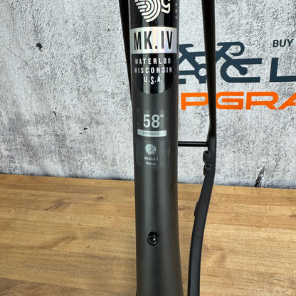 Low Mile! 2023 Trek Domane SLR Gen 4 58cm Carbon Disc Frameset 700c 2353g