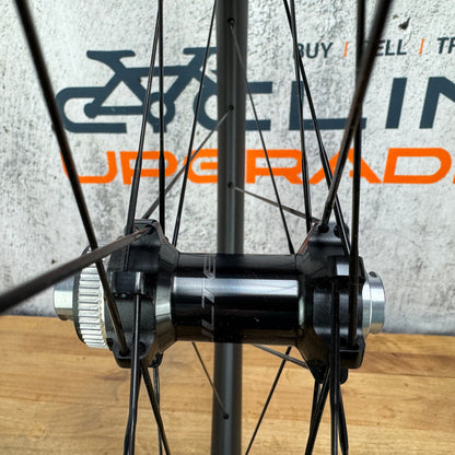 New! Shimano Ultegra C60 WH-R8170 Carbon Tubeless Disc Wheelset 700c 1670g
