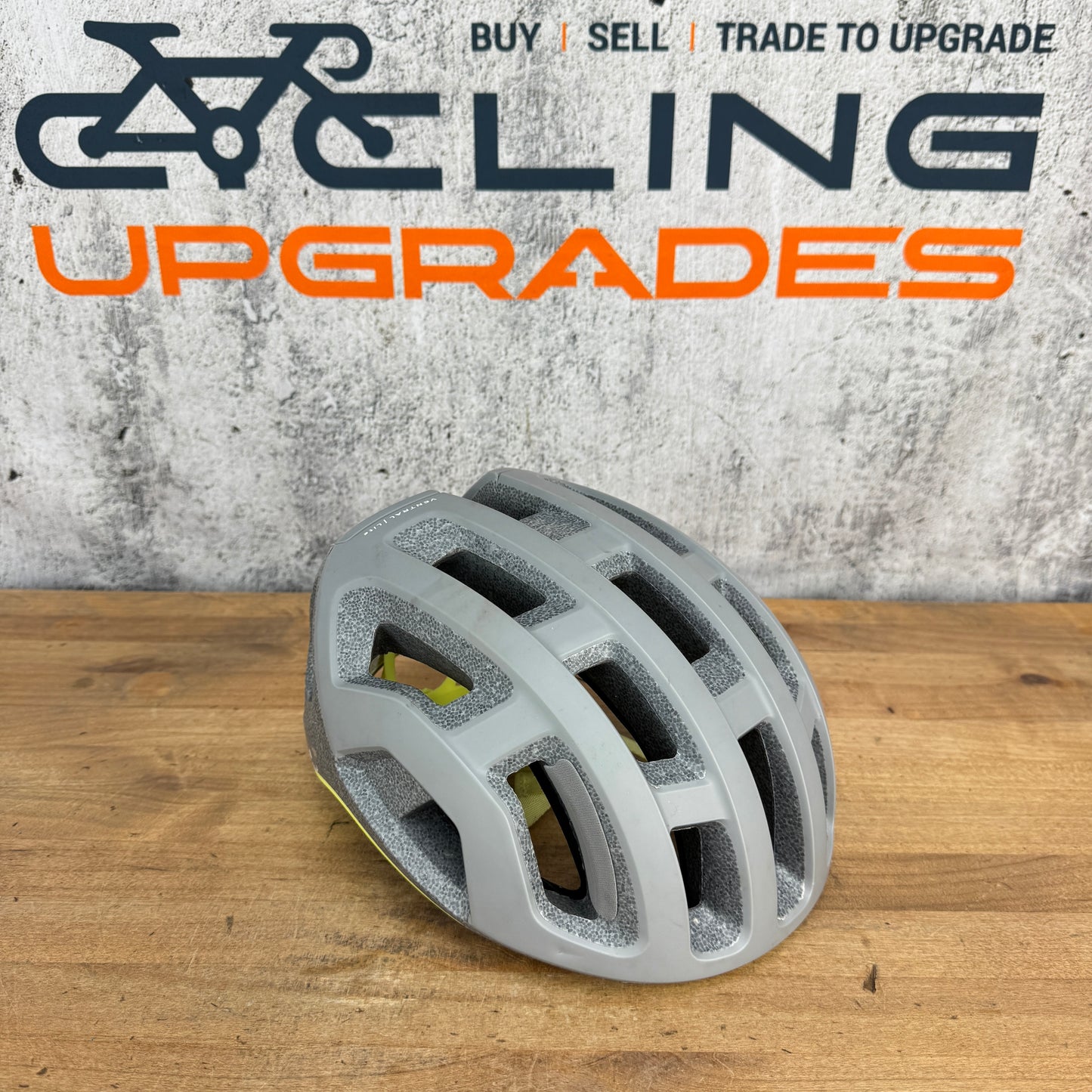 POC Ventral Lite Medium 54-59cm Men's Cycling Helmet 258g