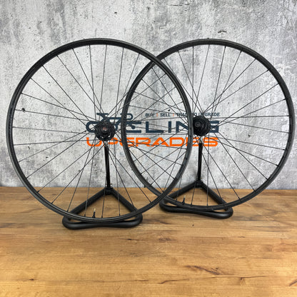 Low Mile! Zipp 3Zero Moto Carbon Tubeless Hookless Disc Wheelset 700c 2016g