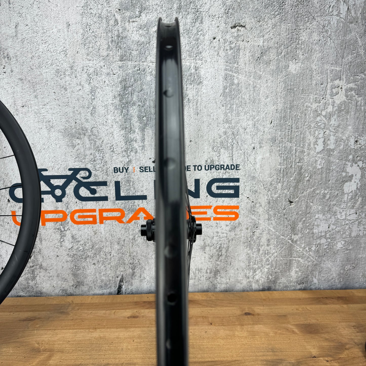 Low Mile! BMC CRD 351 Carbon Tubeless Disc Brake CenterLock Bike Wheelset 700c