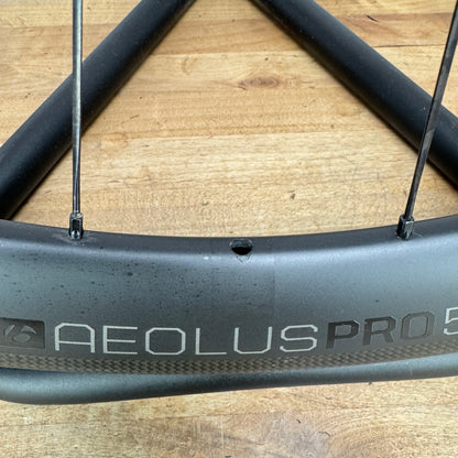 Bontrager Aeolus Pro 5 Carbon Tubeless Front Wheel 700c Rim Brake 722g