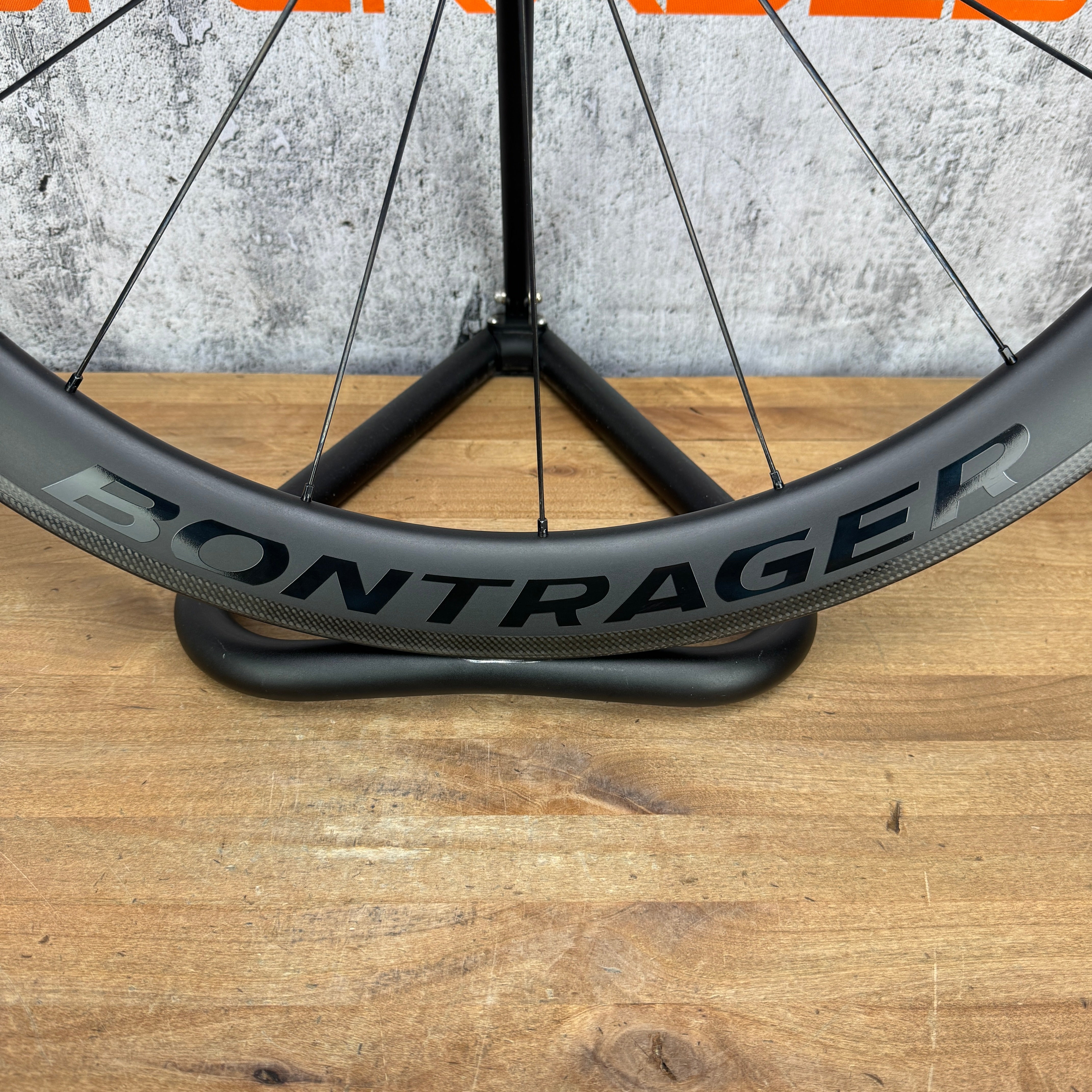 Bontrager Aeolus Pro 5 Carbon Tubeless Front Wheel 700c Rim Brake
