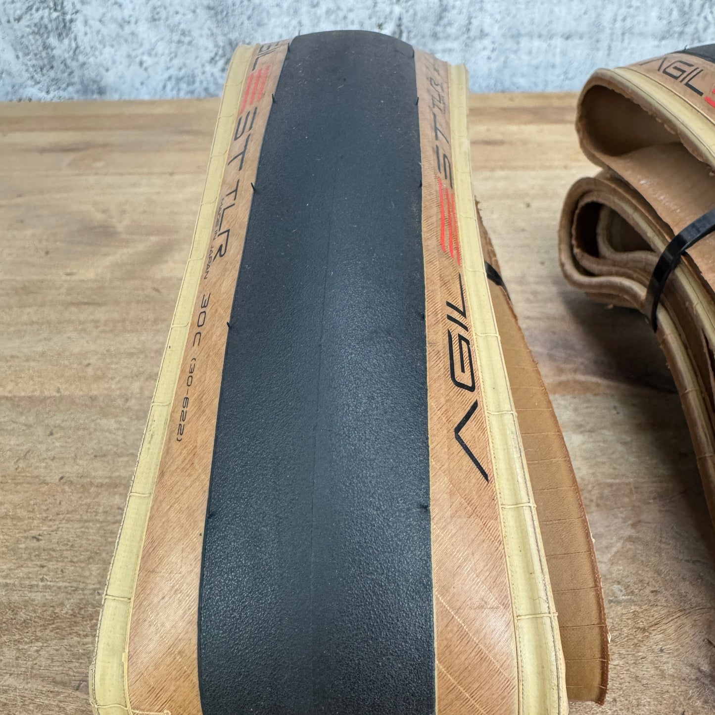 Low Mile! Pair Panaracer Agilist 700c x 30mm Tubeless Road Bike Tires