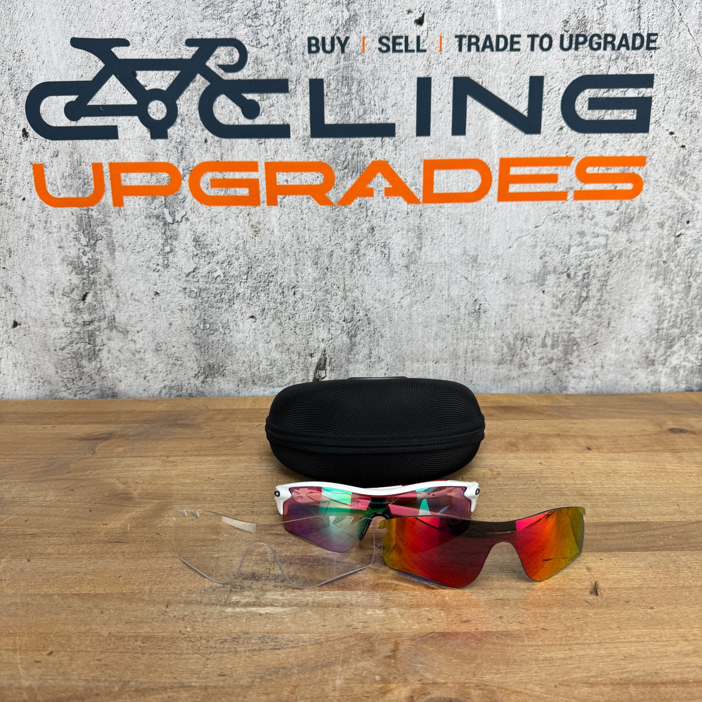 Oakley RadarLock White/Red Cycling Sunglasses w/ Blue/Red/Clear Lenses & Case
