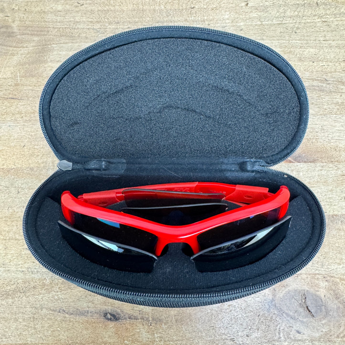 Oakley Flak Red Cycling Sunglasses w/ Black/Red/Brown Lenses & Case