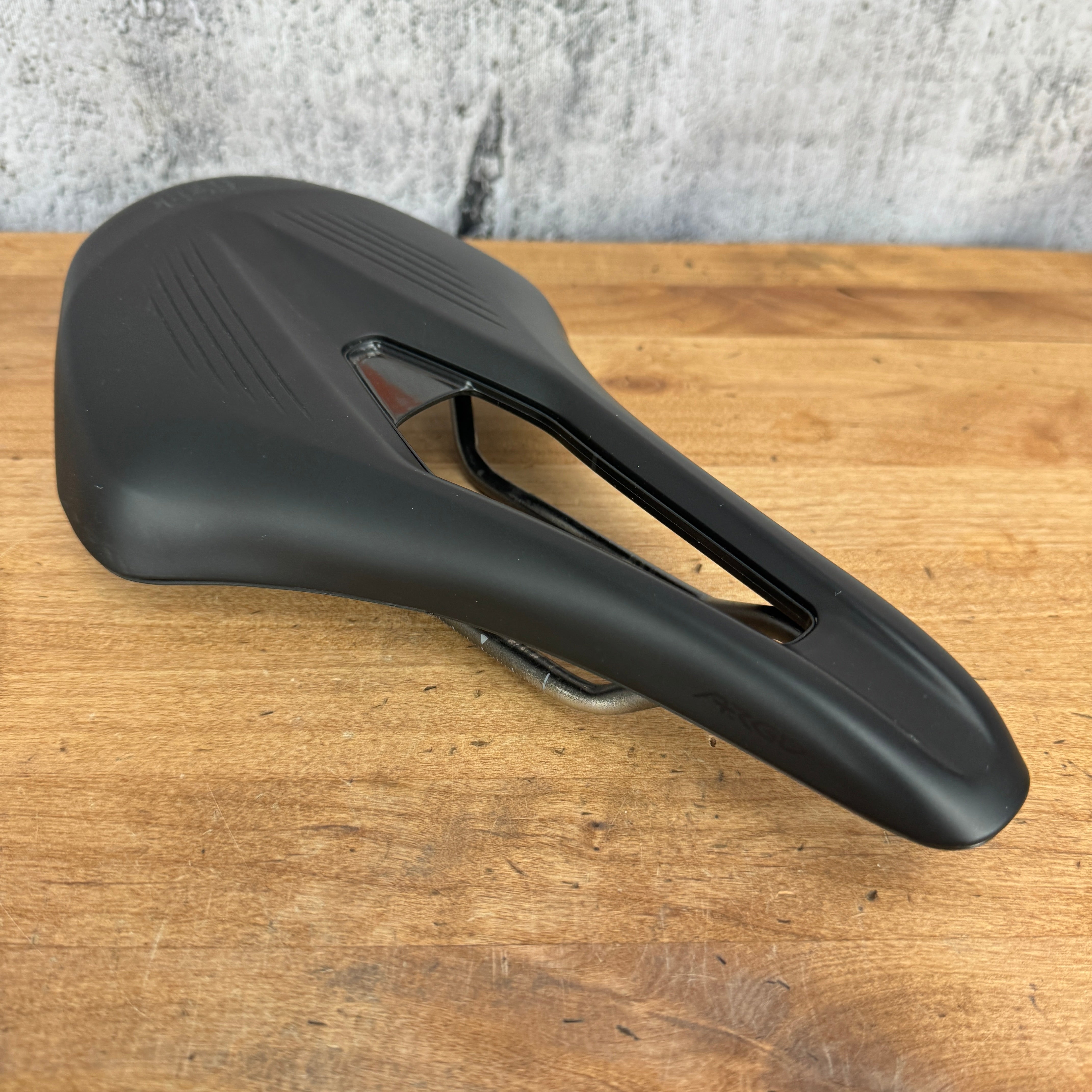 FIZIK VENTO ARGO R3 150MM KIUM RAIL