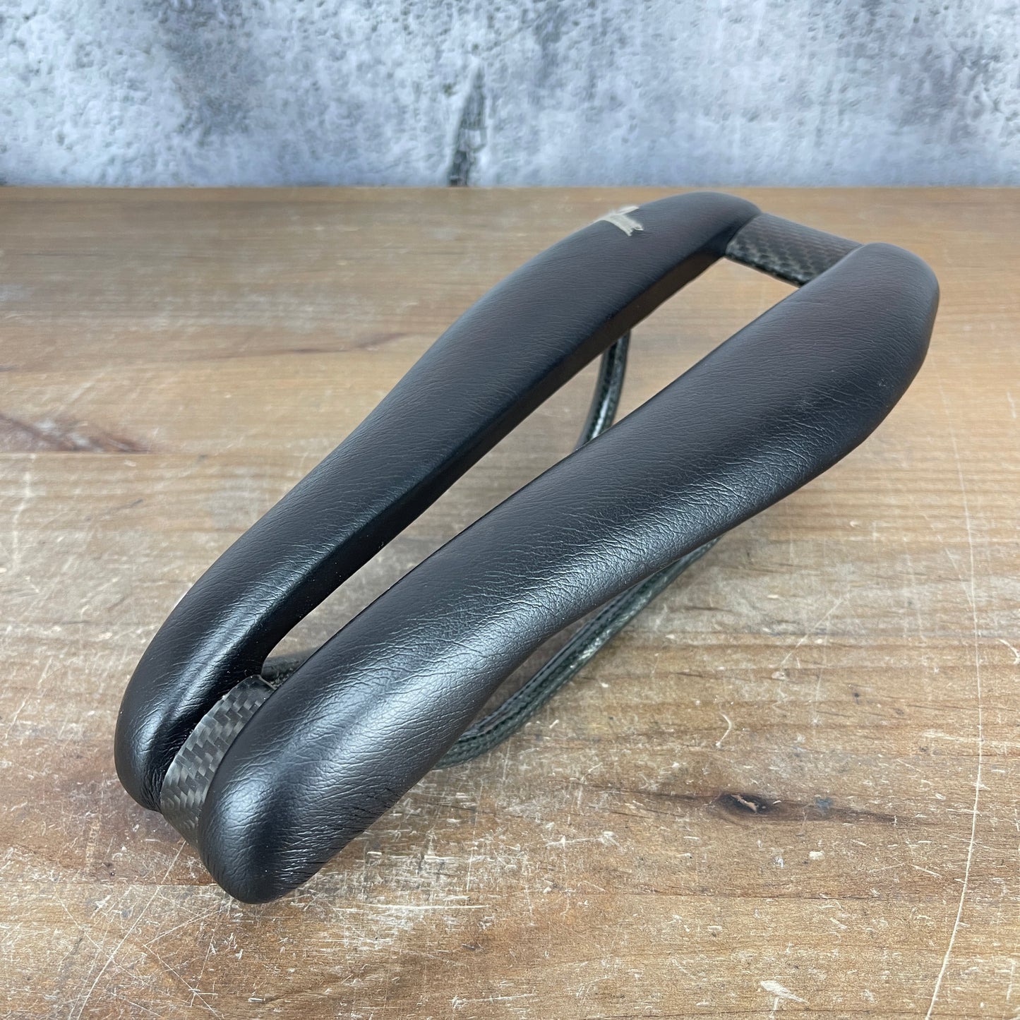 Dash Stage G2 Narrow Custom 50mm Nose Carbon Rail Road Bike Saddle 130g