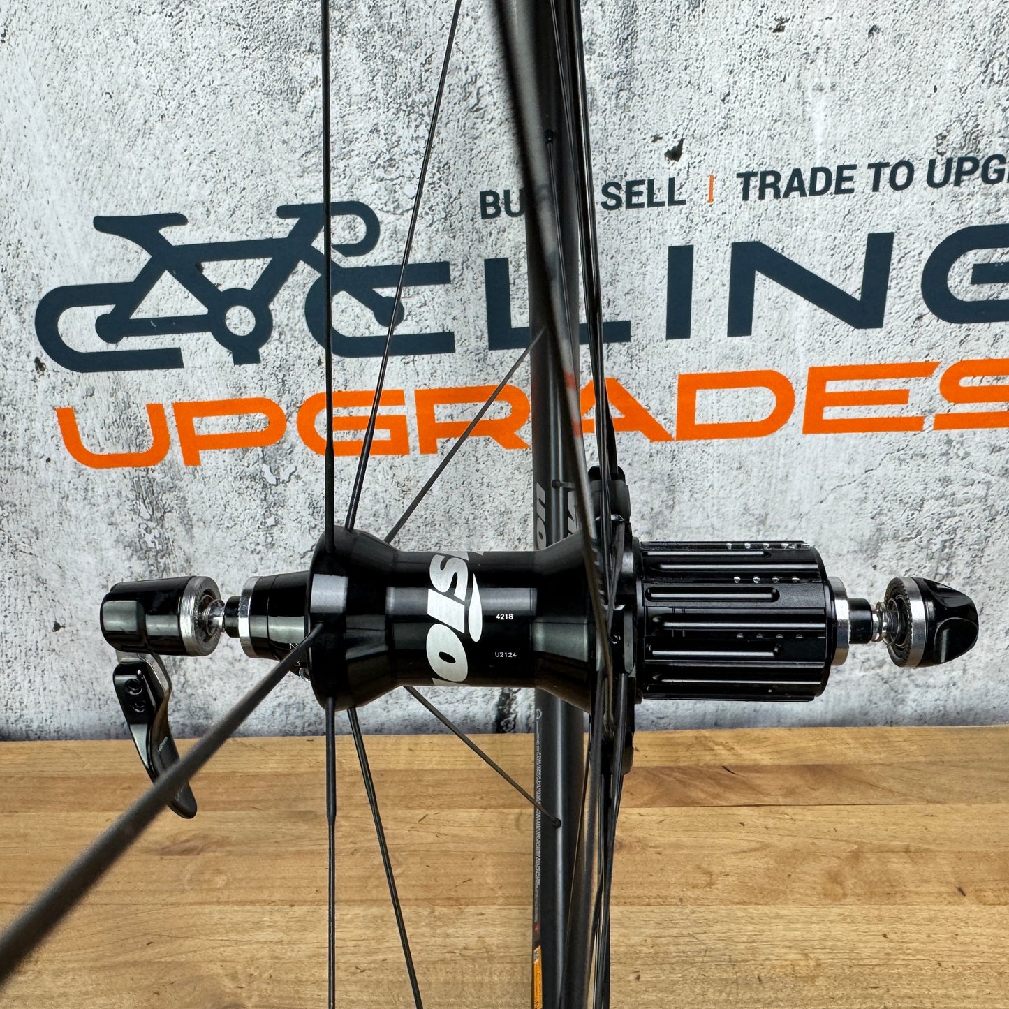 Low Mile! Vision KOM 30mm Carbon Tubeless Wheelset 700c Rim Brake 1316g