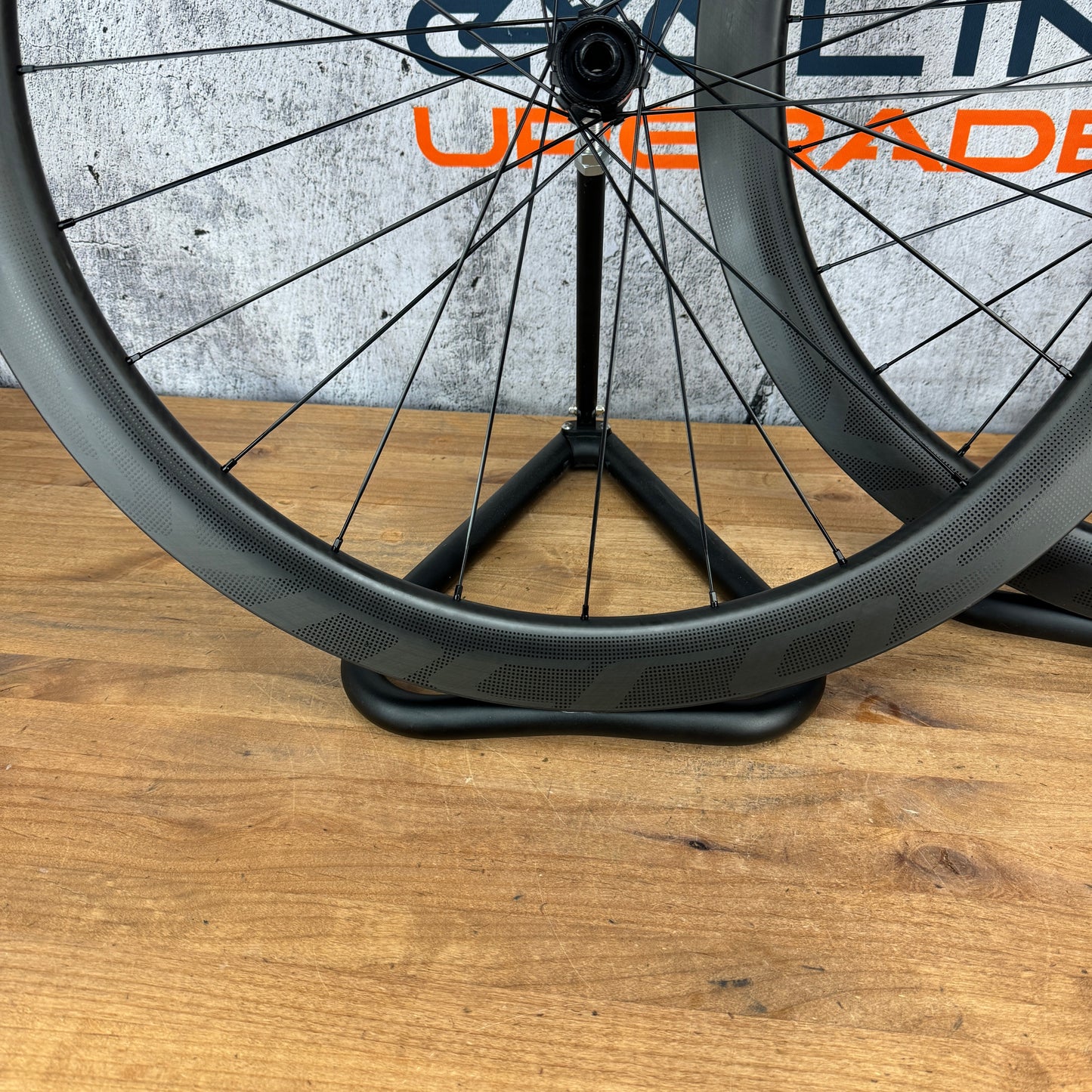 Low Mile! Syncros Capital 1.0 50mm Carbon Tubeless Disc Wheelset 700c 1680g