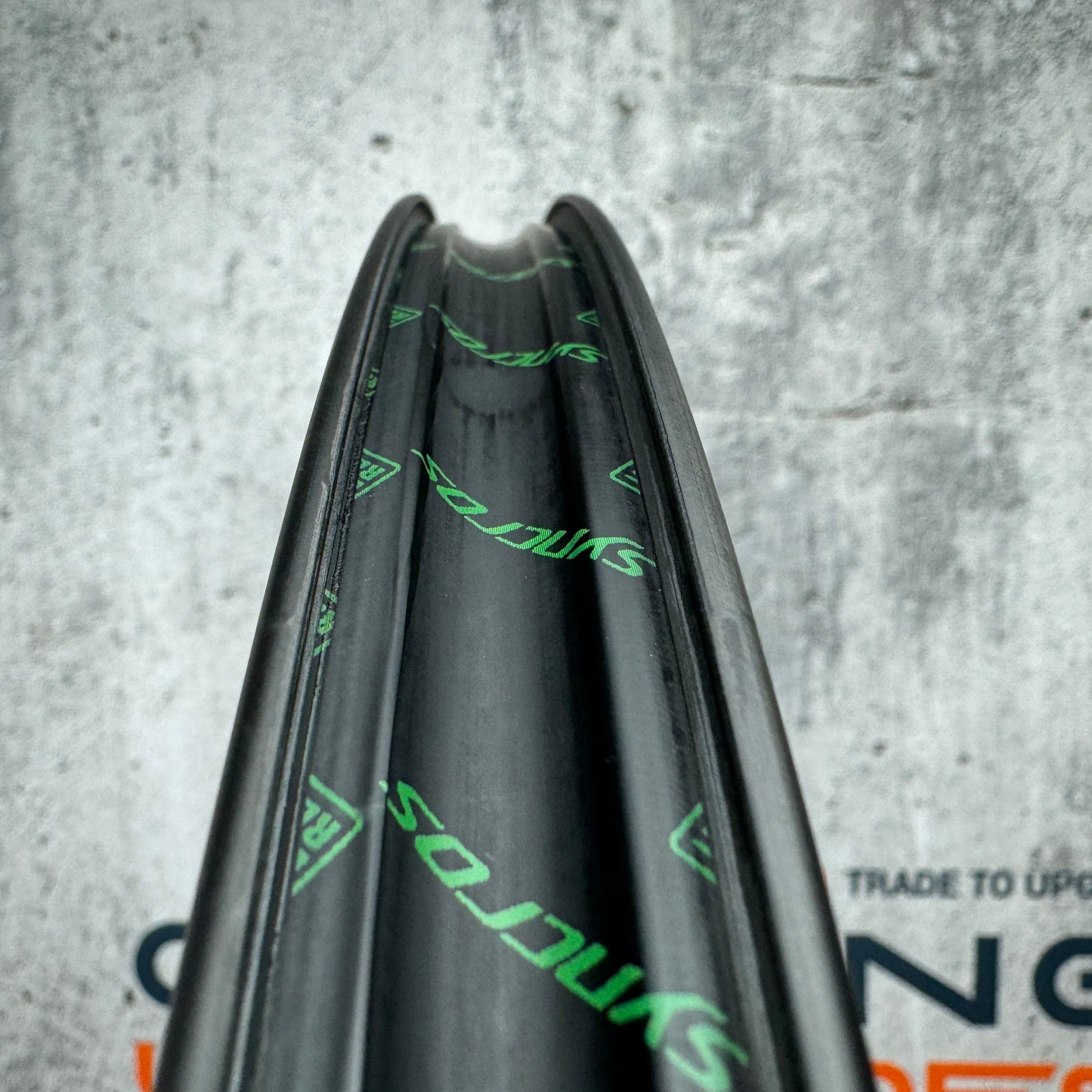 Low Mile! Syncros Capital 1.0 50mm Carbon Tubeless Disc Wheelset 700c 1680g