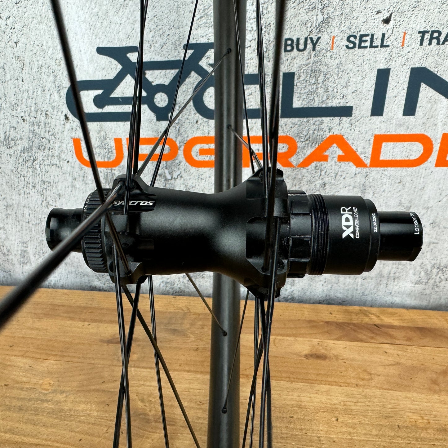 Low Mile! Syncros Capital 1.0 50mm Carbon Tubeless Disc Wheelset 700c 1680g