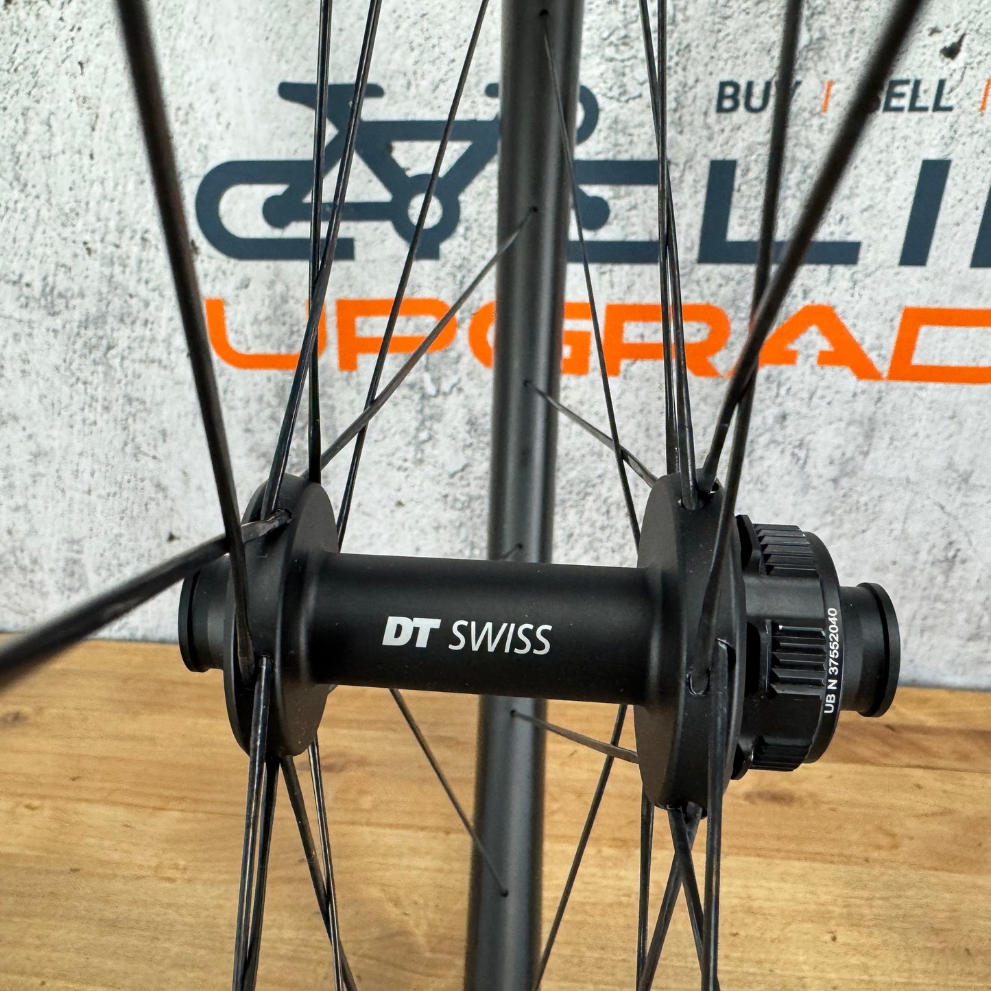 DT Swiss GRC 1100 Carbon Tubeless Hookless Gravel Disc Wheelset 700c 1591g