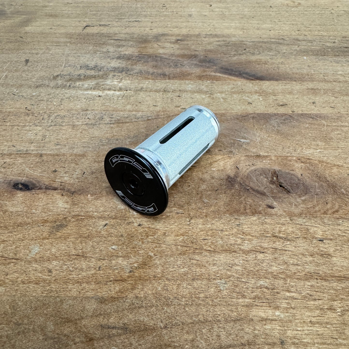 FSA Top Cap Expander Compression Plug for 1 1/8" Carbon Fork Steerer Tube 42g