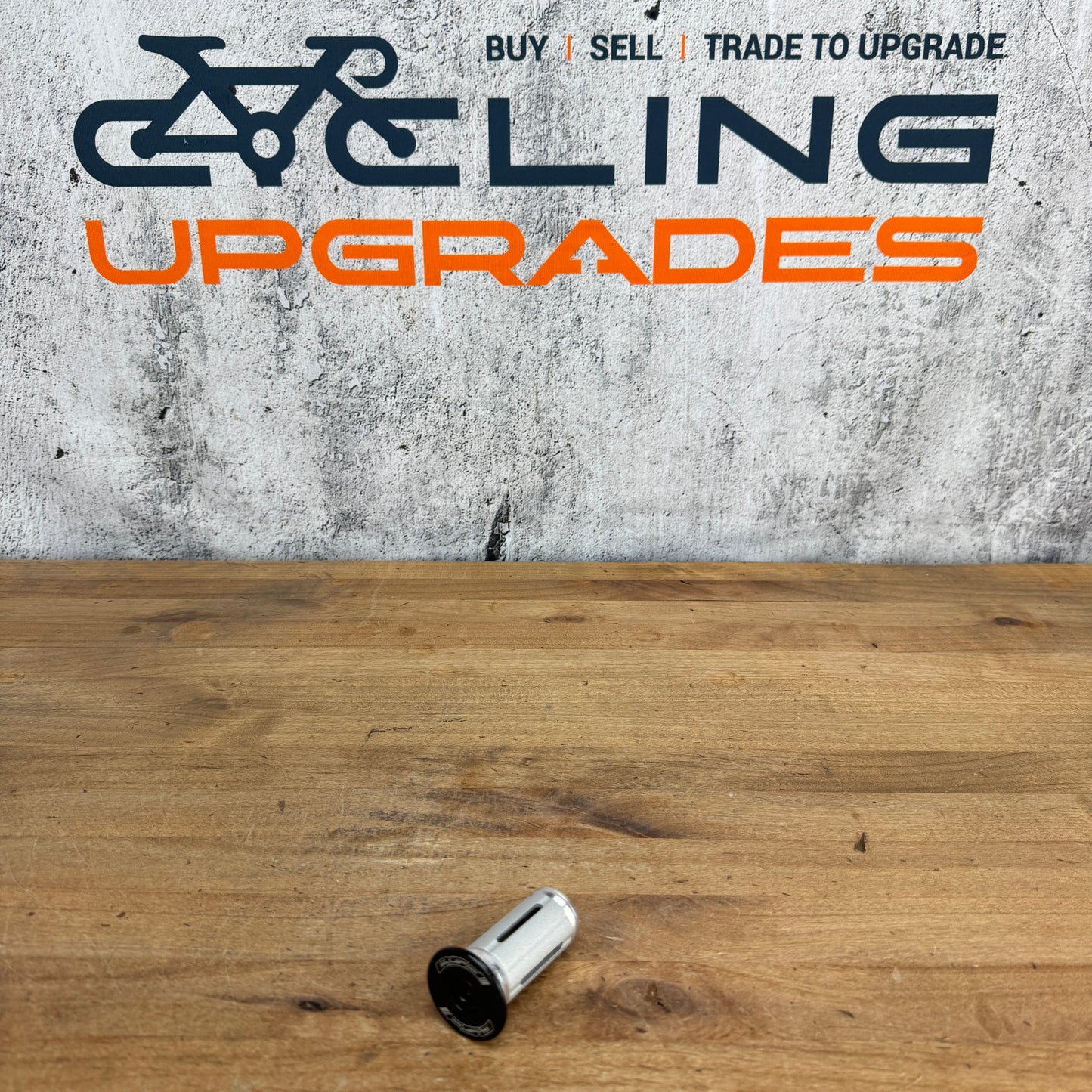 FSA Top Cap Expander Compression Plug for 1 1/8" Carbon Fork Steerer Tube 42g