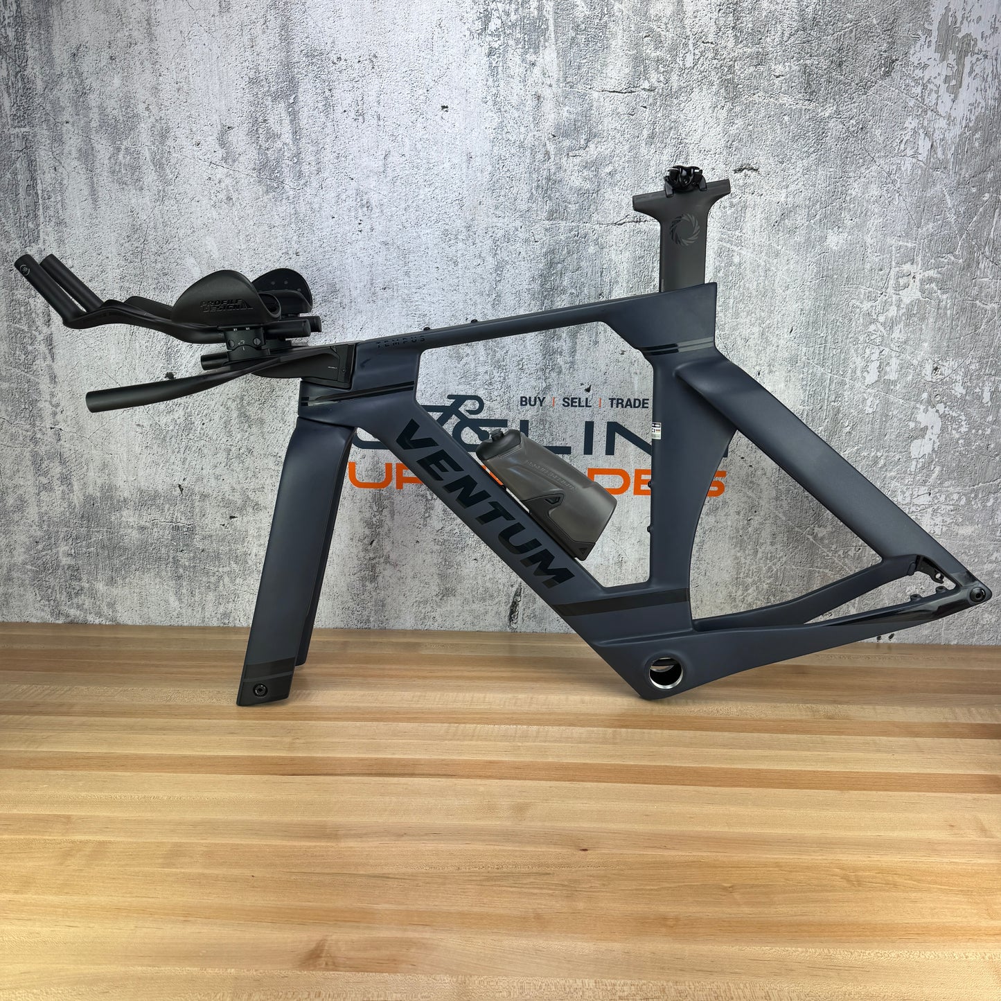 New! 2025 Ventum Tempus Small Carbon TT/Triathlon Disc Frameset 700c