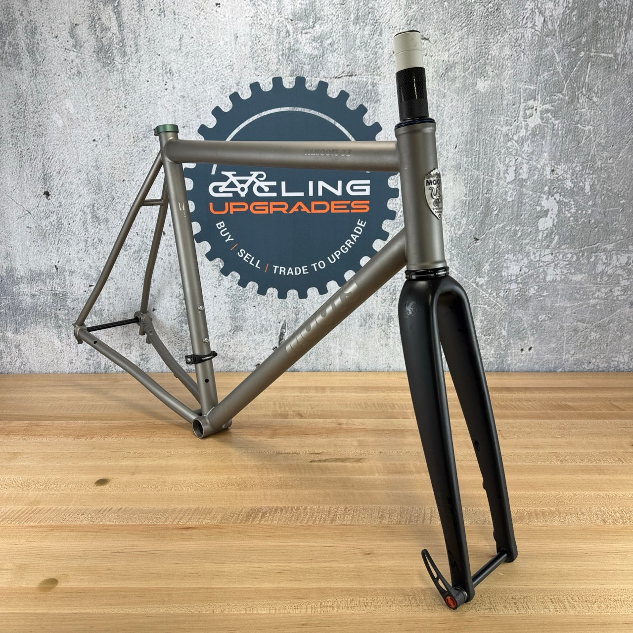 Low Mile! 2025 Moots Vamoots 33 58cm Titanium All-Road Bike Frameset 700c 2350g