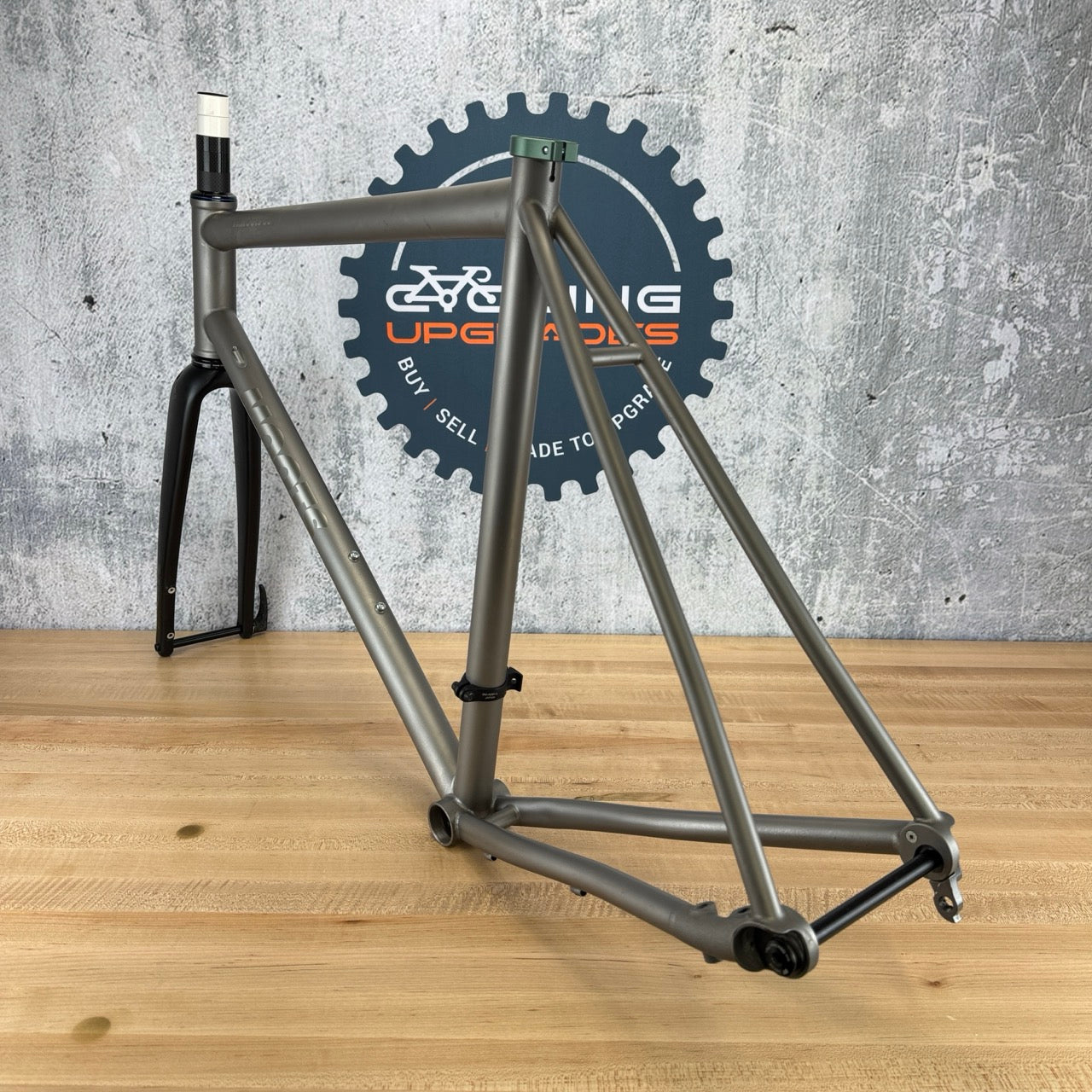 Low Mile! 2025 Moots Vamoots 33 58cm Titanium All-Road Bike Frameset 700c 2350g