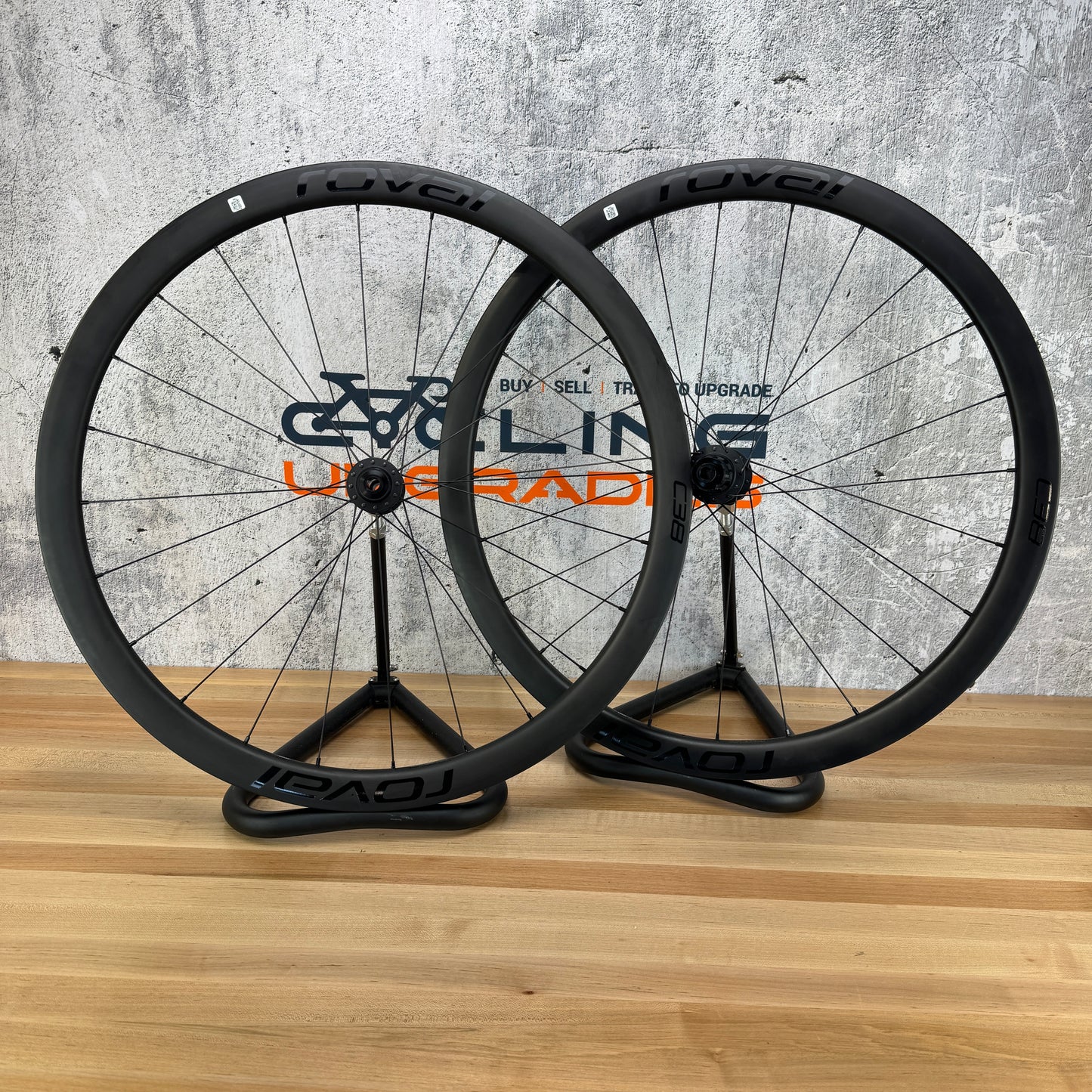 Low Mile! Roval Rapide C38 Carbon Tubeless Disc Wheelset 700c DT 370 1608g