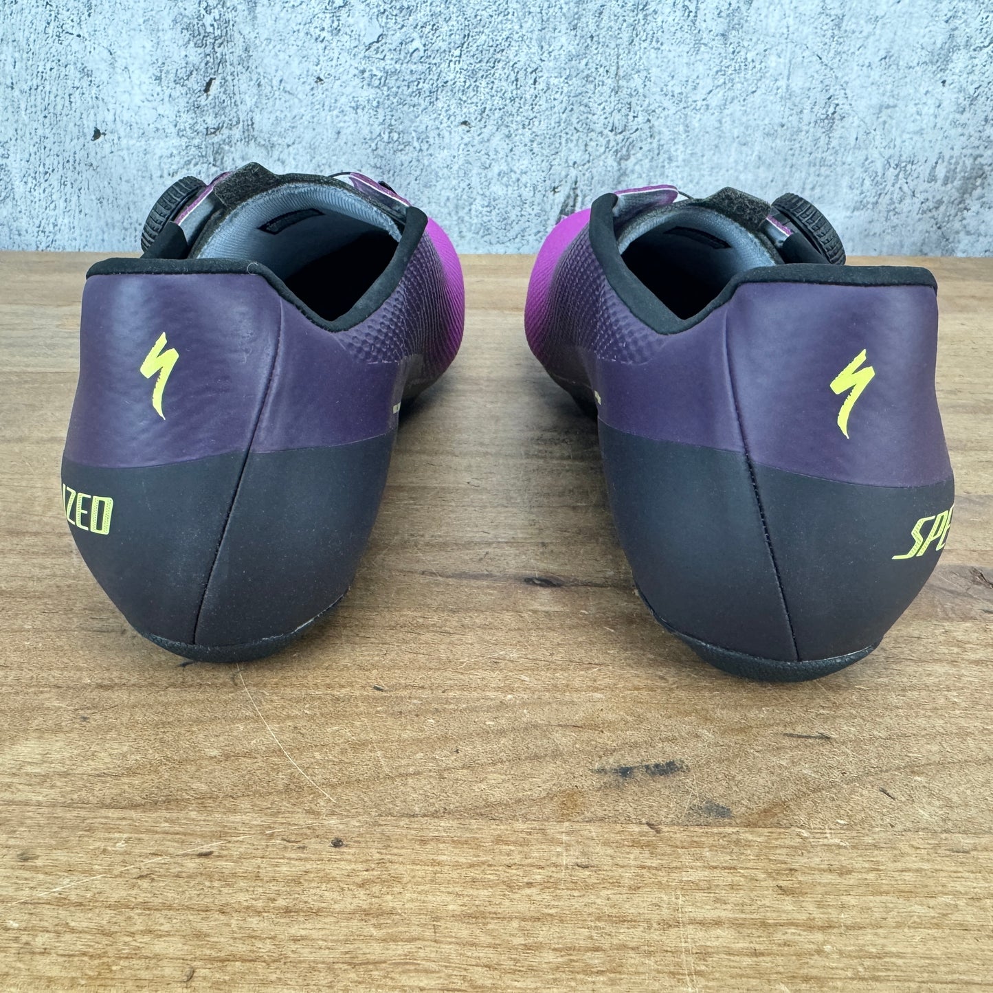 Worn Once! Specialized Torch 3.0 EU 45.5 Purple Orchid/Limestone Cycling Shoes