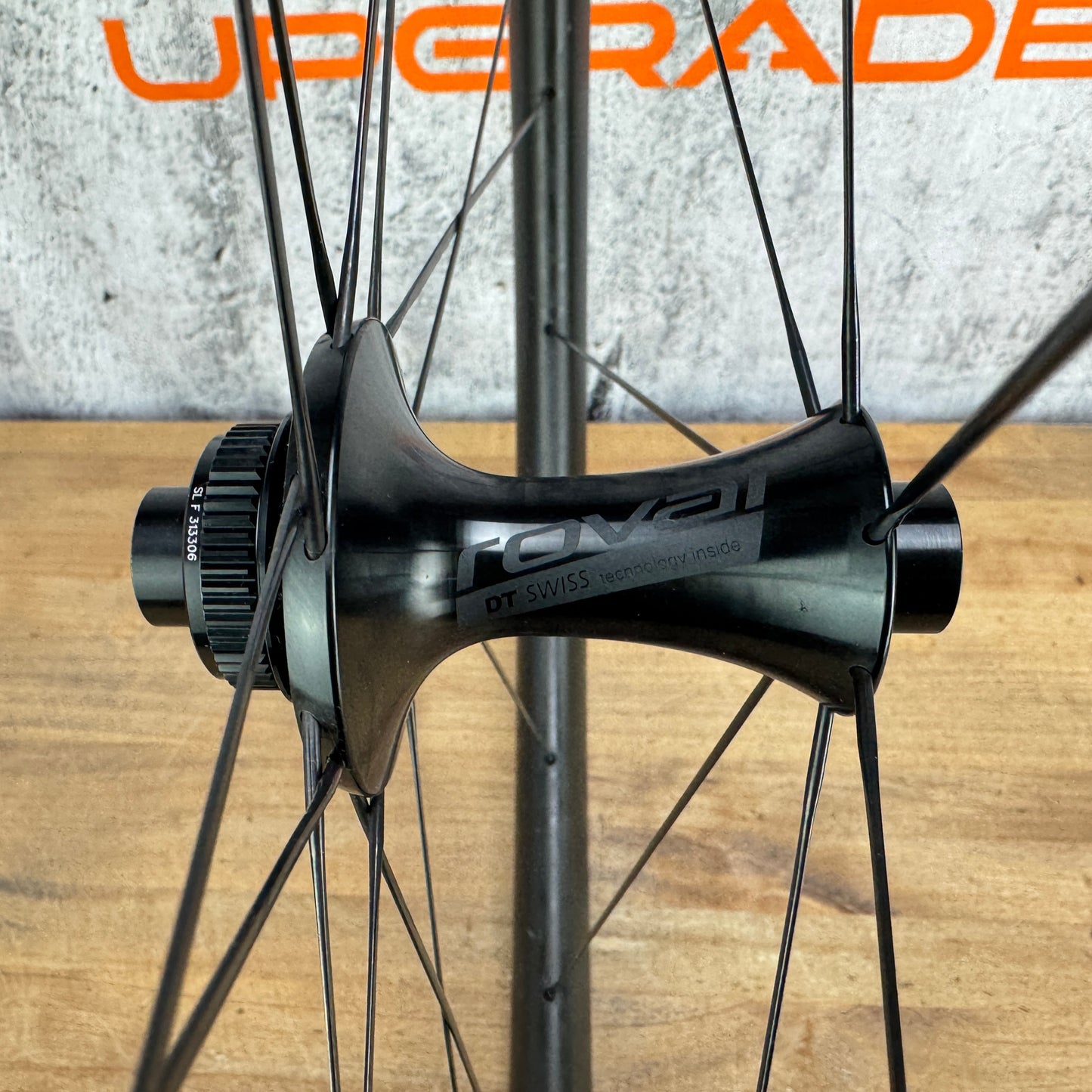 Roval CLX Terra Carbon Tubeless Center Lock Disc 700c Gravel Wheelset 1312g