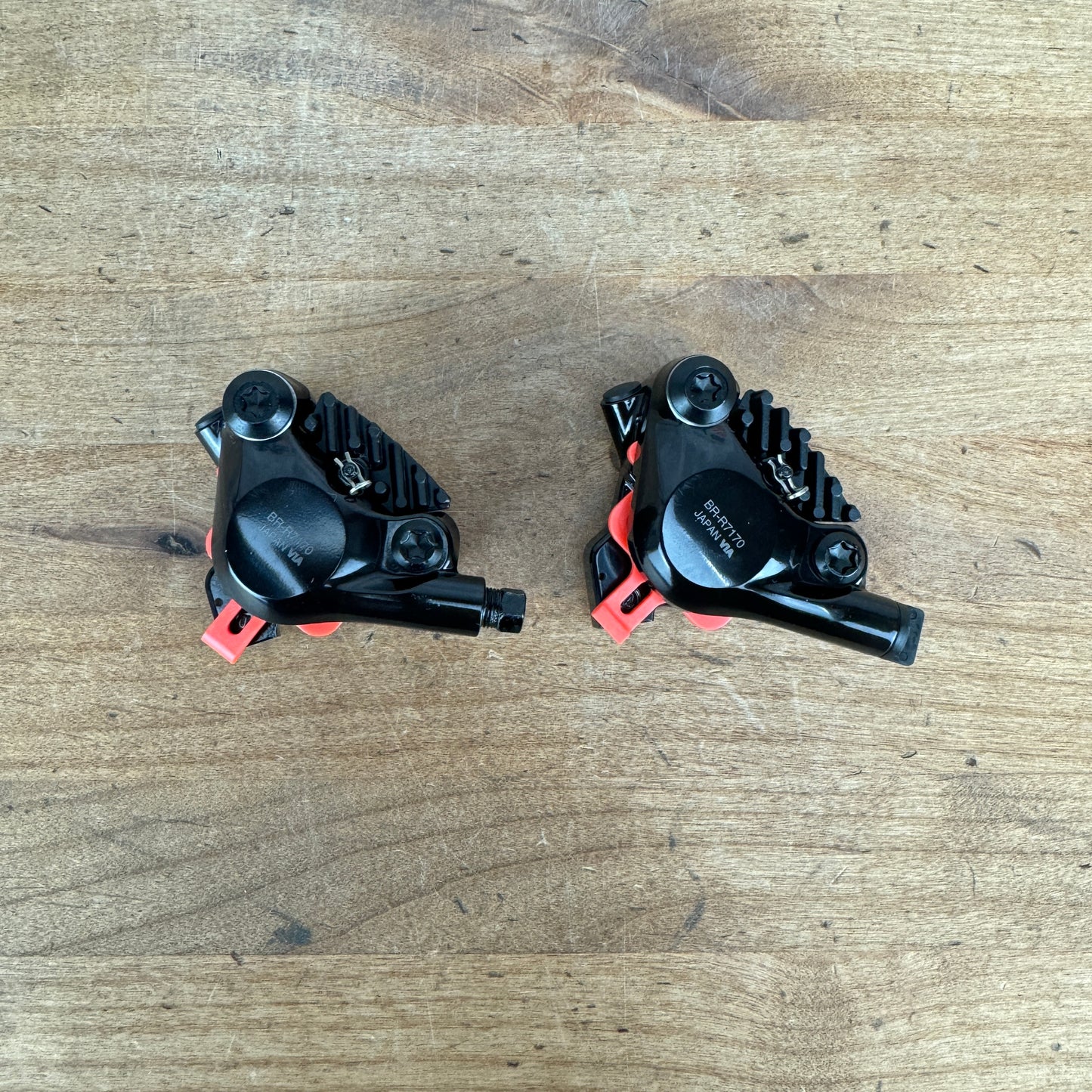 New Takeoff! Shimano 105 ST-R7170/BR-R7170 12-Spd Disc Brake Shifters + Calipers