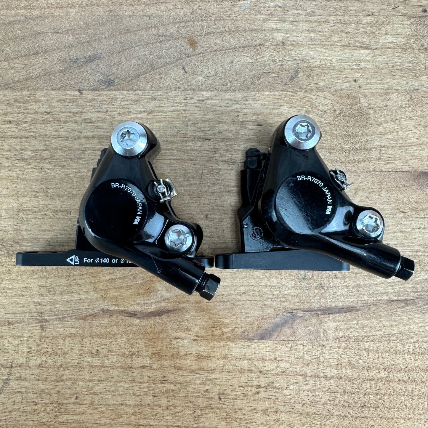 Shimano 105 BR-R7070 Hydraulic Disc Brake Calipers w/ Adapters 300g
