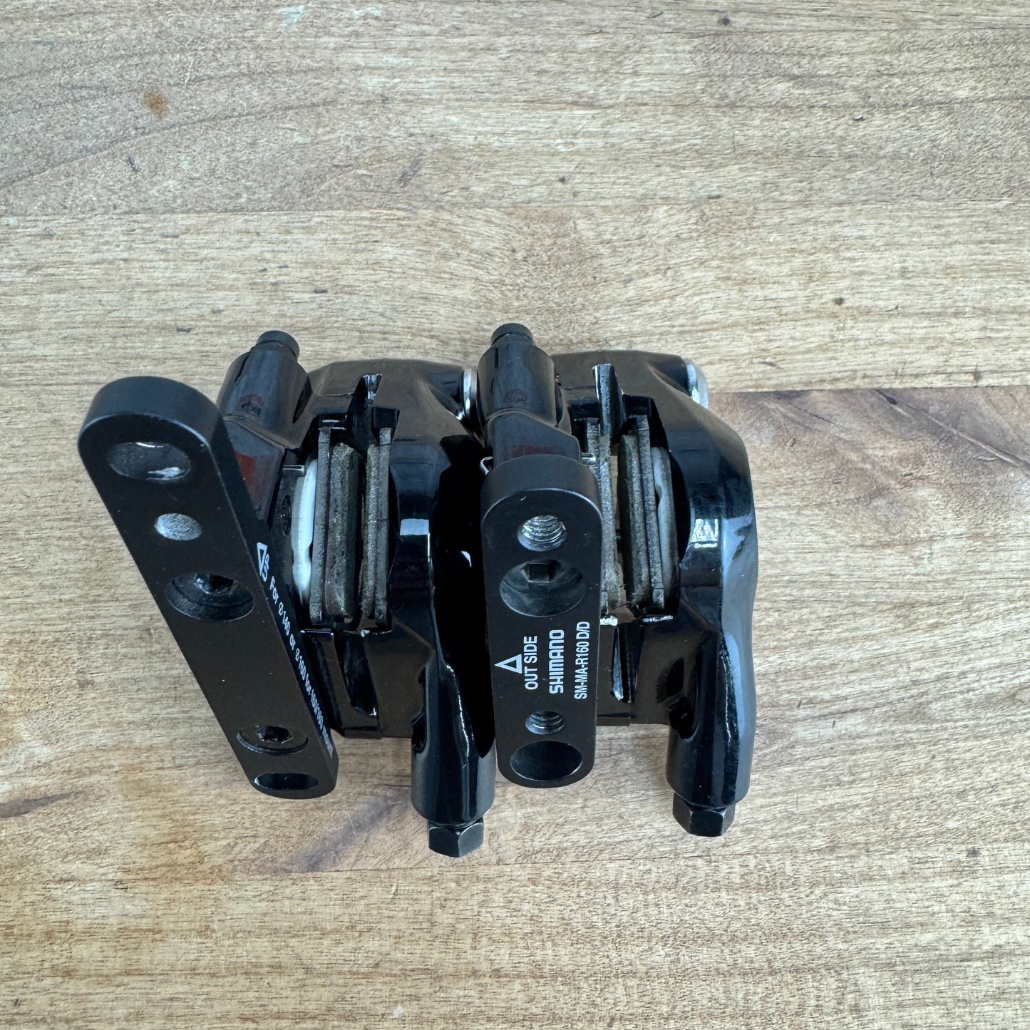 Shimano 105 BR-R7070 Hydraulic Disc Brake Calipers w/ Adapters 300g