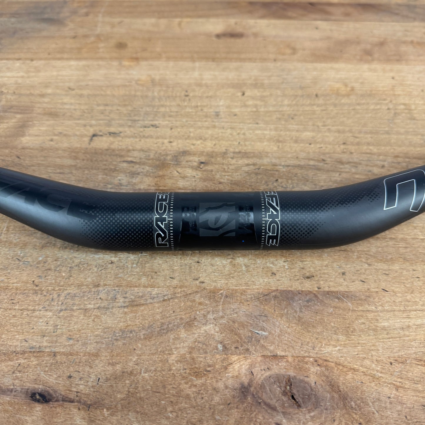 Low Mile! Race Face Next R 35mm Clamp 760mm 35mm Rise Handlebar