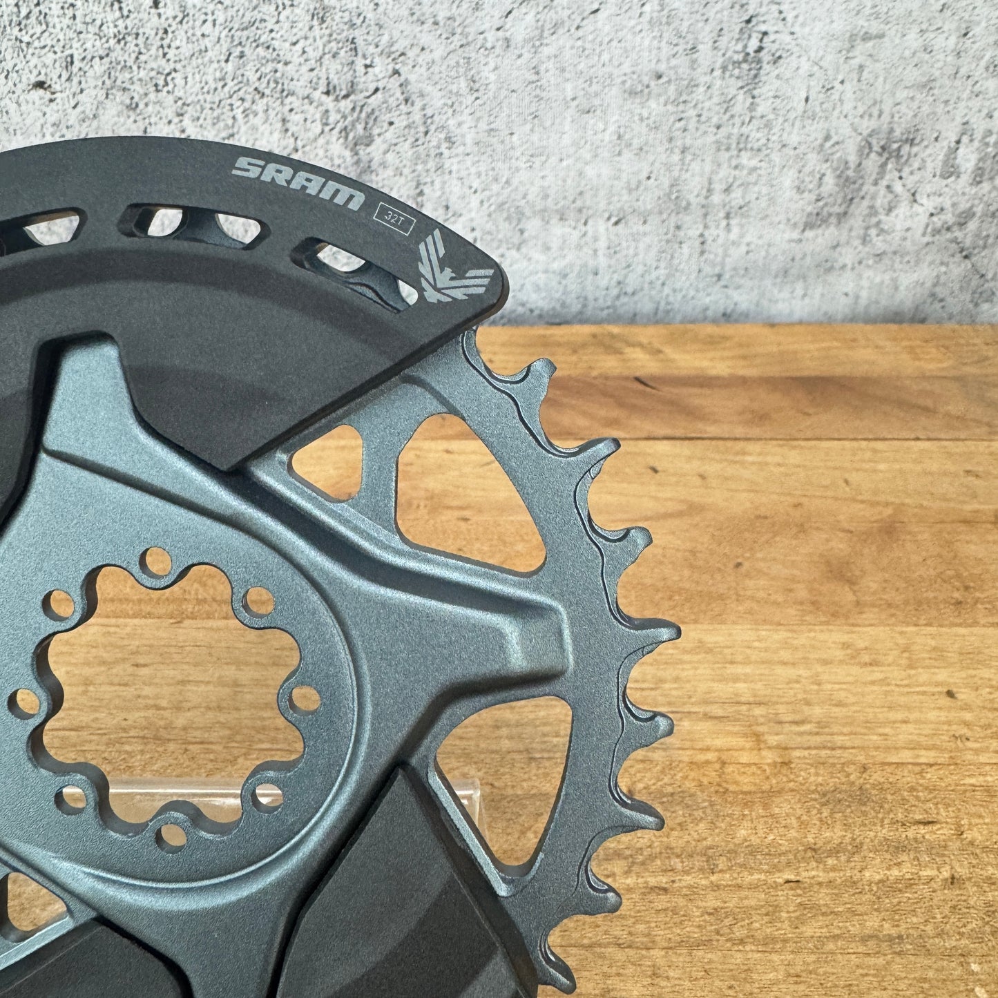 New SRAM GX T-Type 32t 8-Bolt Direct Mount 3mm Offset 1x Chainring + Bash Guards