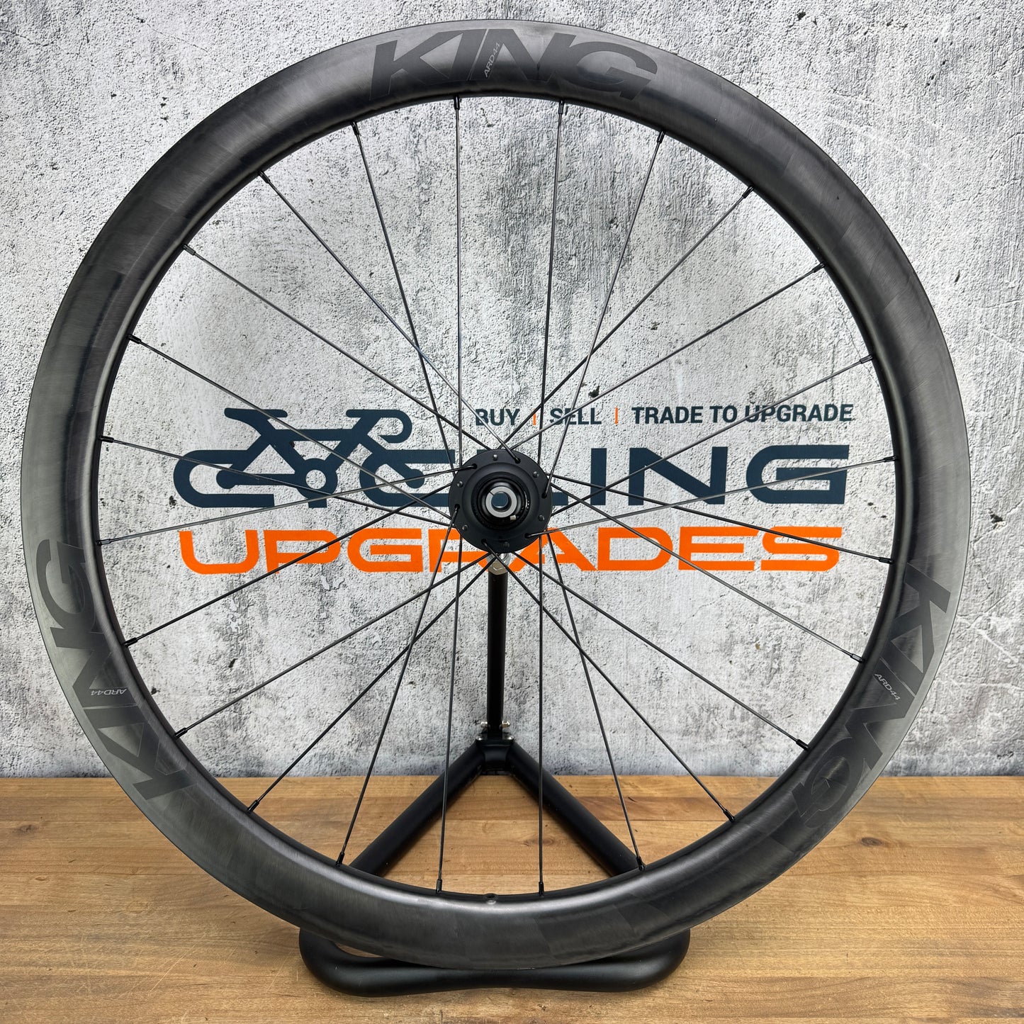 Chris King ARD44 R45D Matte Black Disc Brake Carbon Tubeless Wheelset 1600g