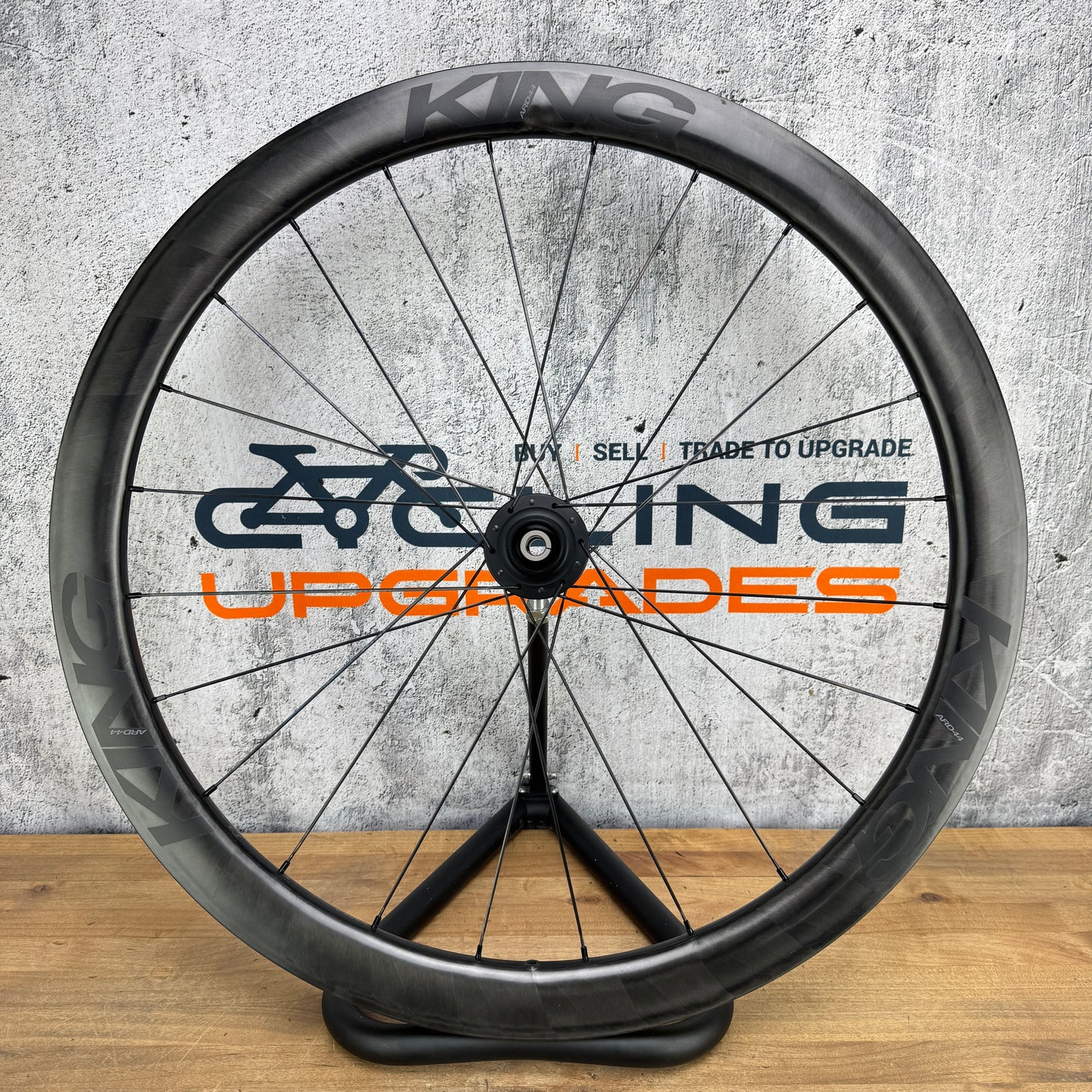 Chris King ARD44 R45D Matte Black Disc Brake Carbon Tubeless Wheelset 1600g