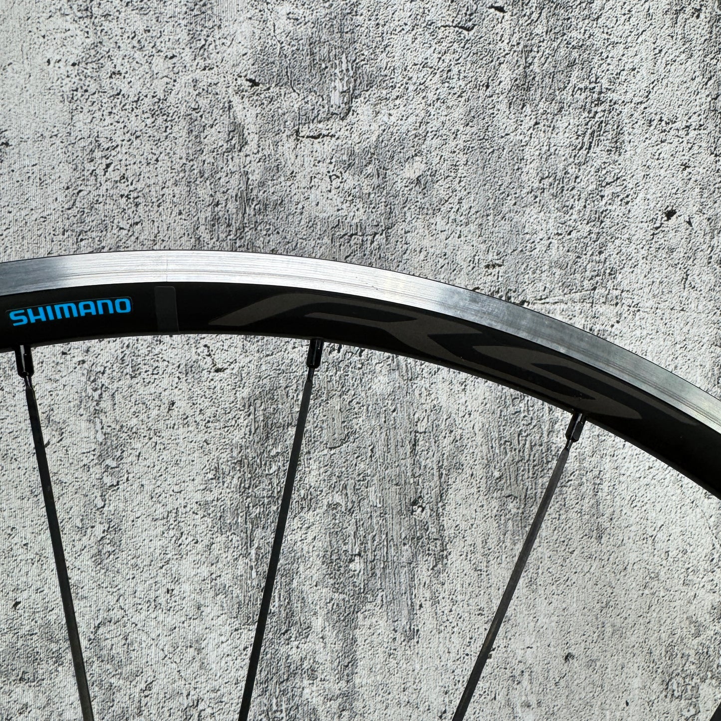 Shimano 105 WH-RS300 Alloy Quick Release Rim Brake Clincher Wheelset 1913g