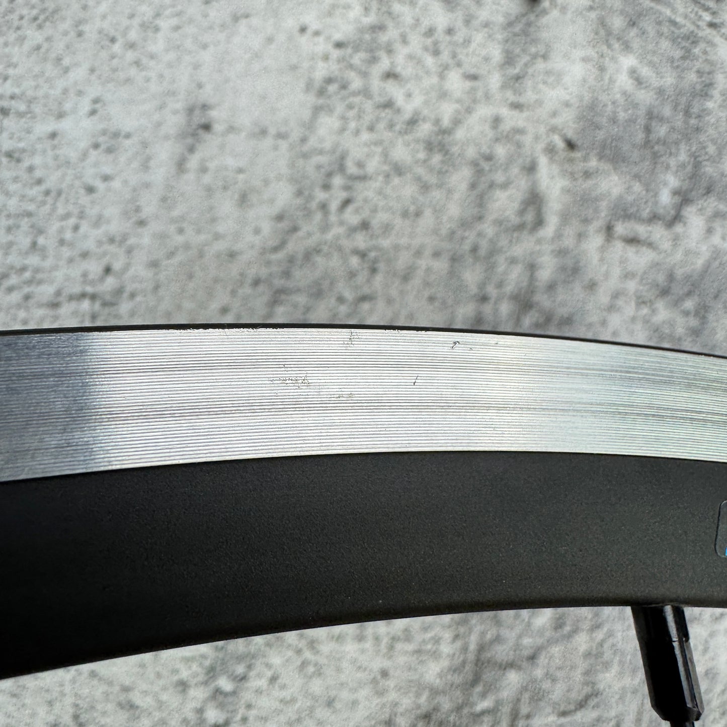 Shimano 105 WH-RS300 Alloy Quick Release Rim Brake Clincher Wheelset 1913g