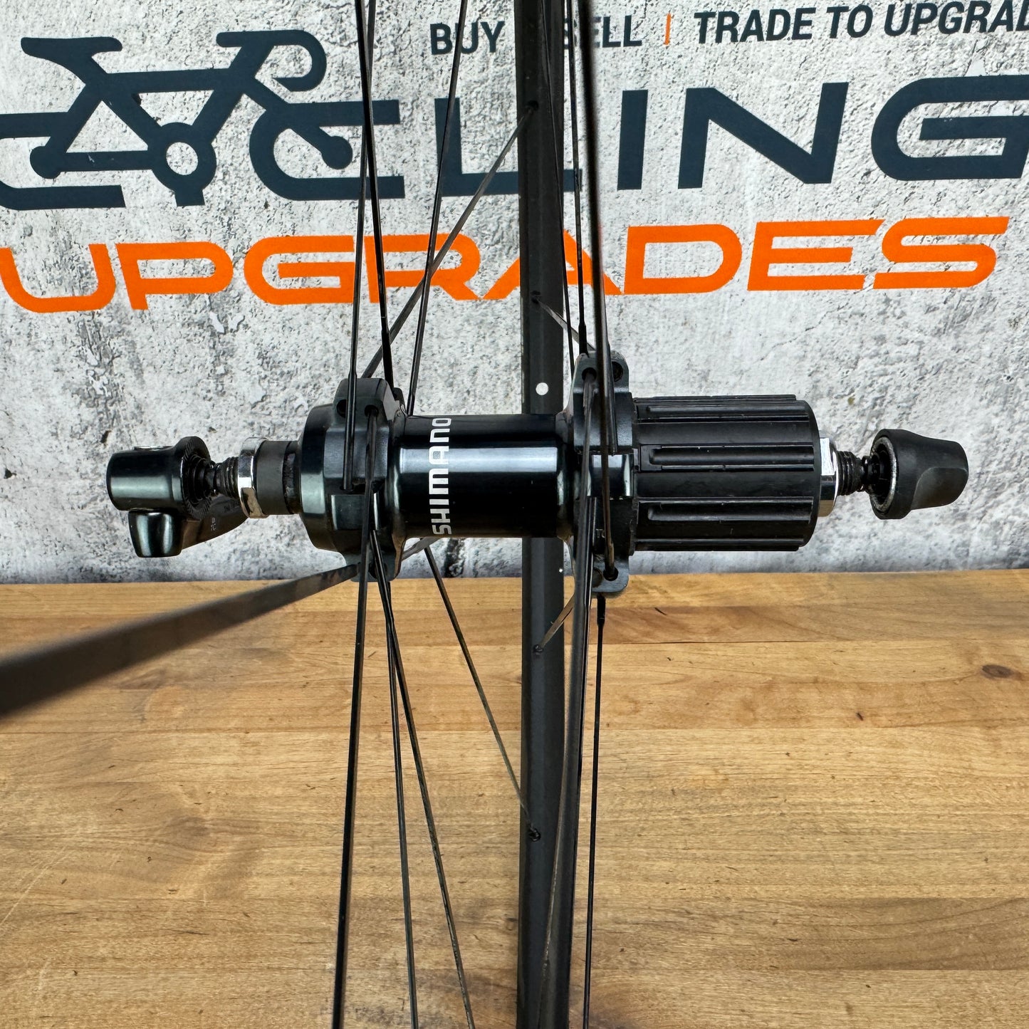 Shimano 105 WH-RS300 Alloy Quick Release Rim Brake Clincher Wheelset 1913g