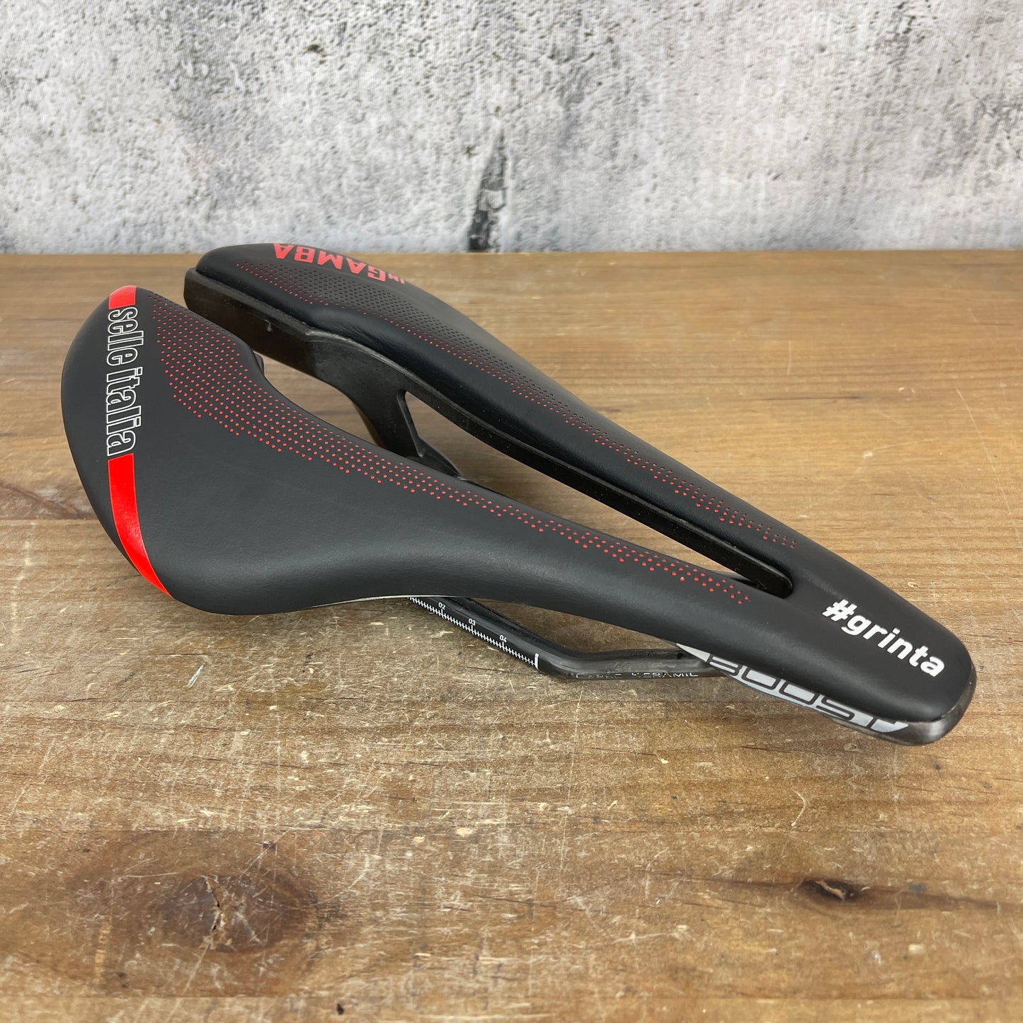 Low Mile! Selle Italia SP-01 Boost Kit Carbonio CarboKeramic Rail 130mm Saddle