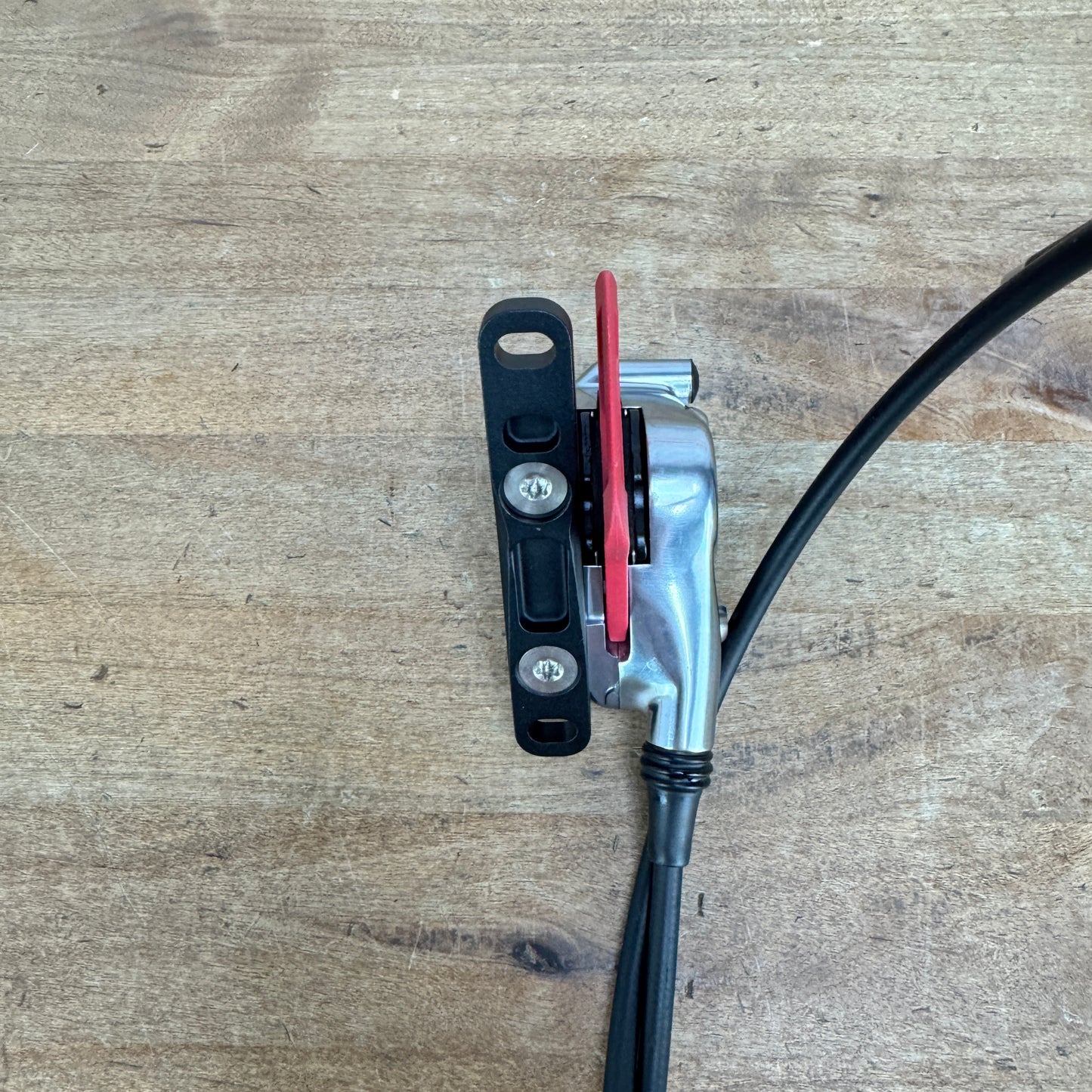 New! SRAM Red AXS Flat-Mount Monoblock  Disc Brake Calipers 334g MSRP $250