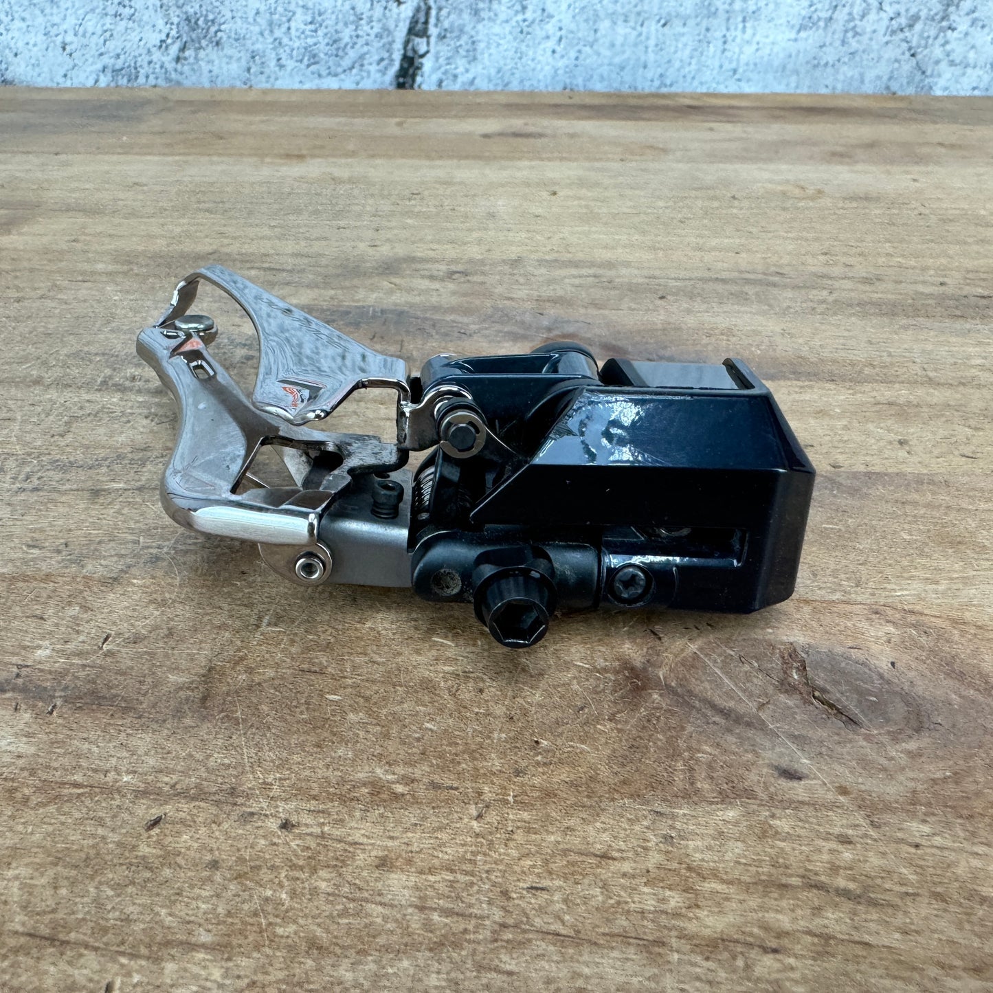 Shimano Dura-Ace FD-R9150 Di2 Electronic Braze-On 11-Speed Front Derailleur 103g