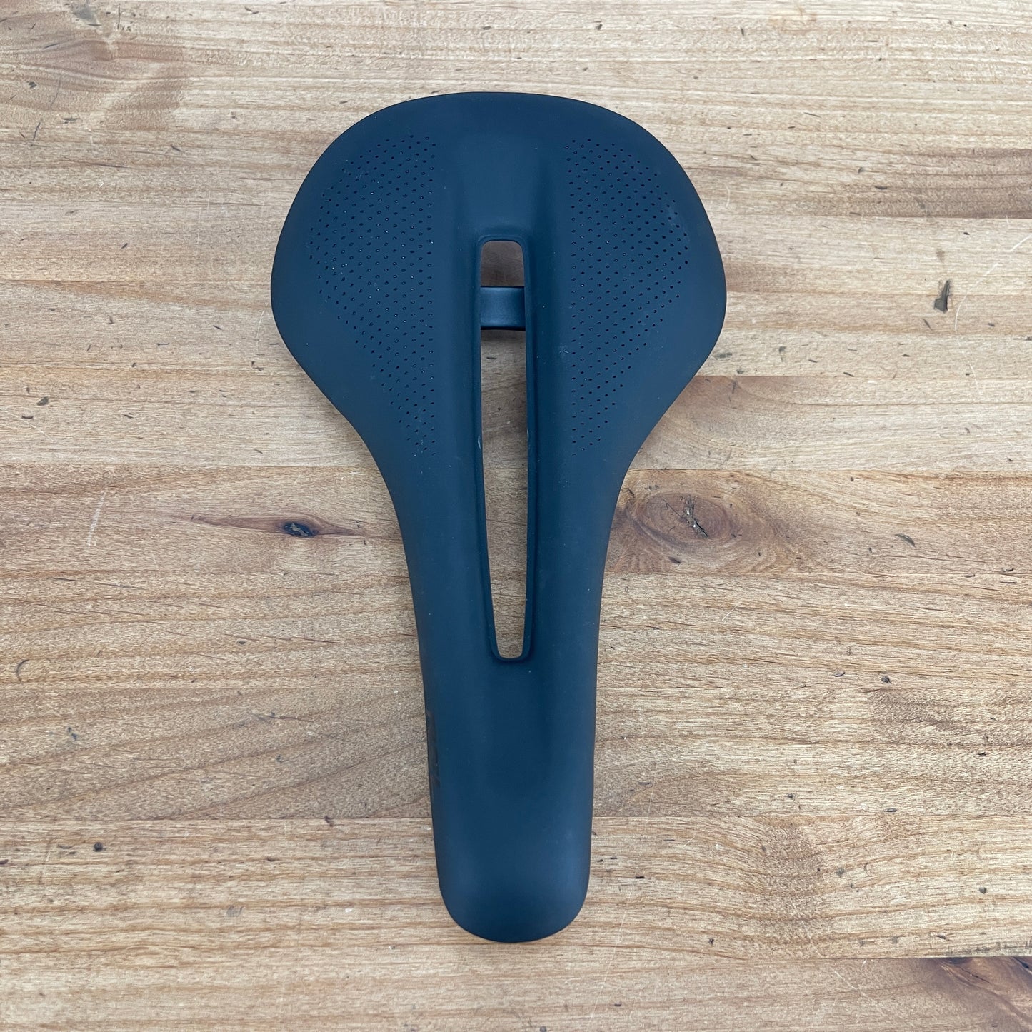 New! Trek RSL 7x10mm Carbon Rails 145mm Bicycle Saddle 172g
