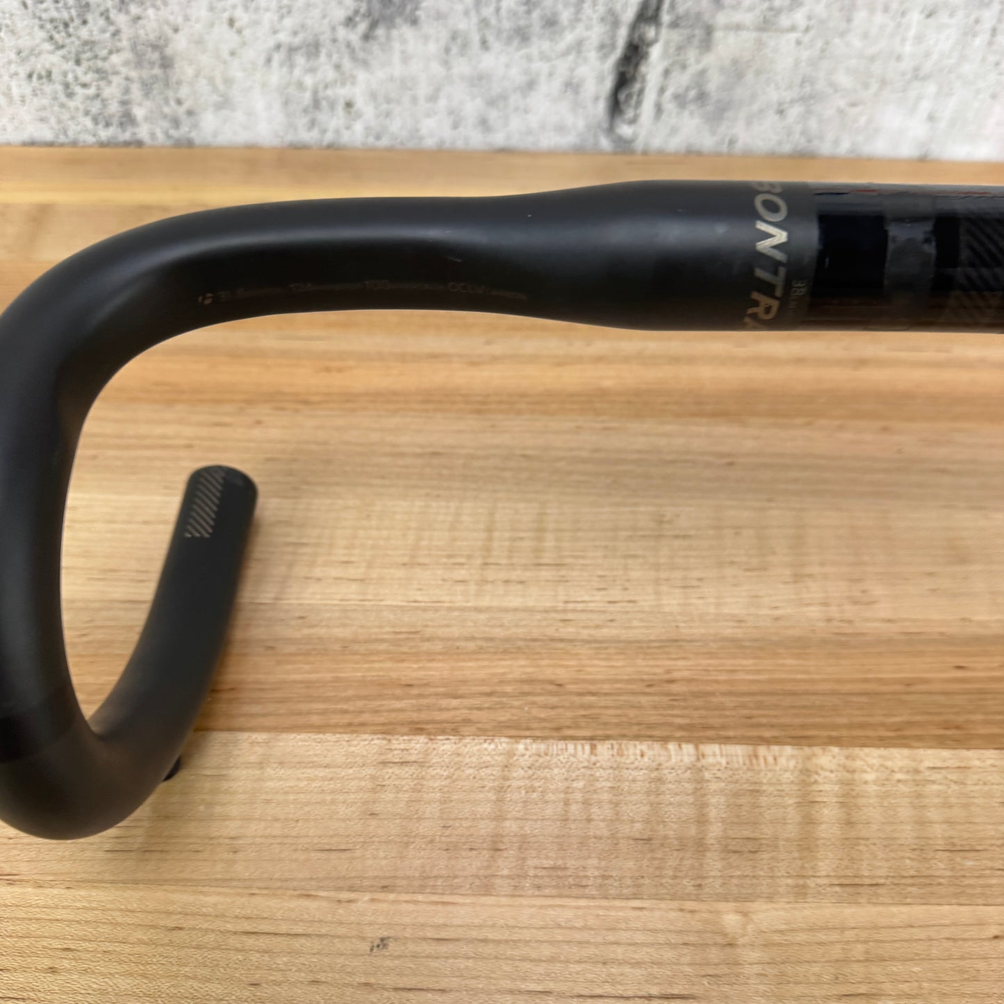 Bontrager XXX VR-C 38cm 31.8mm Carbon Road Bike Handlebar 185g