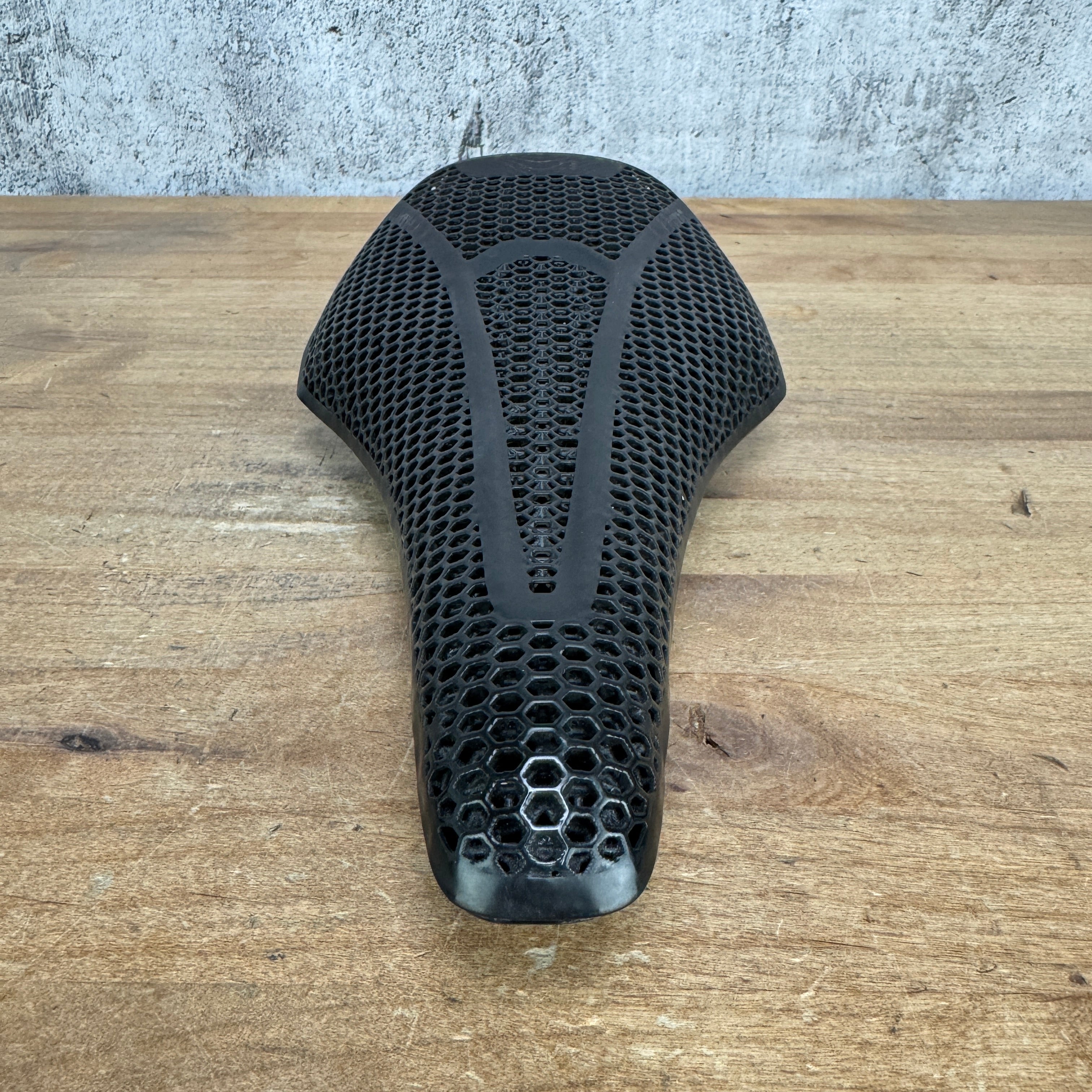 Fizik Argo Vento Adaptive 00 Mobius 140mm 7x9mm Carbon Rails