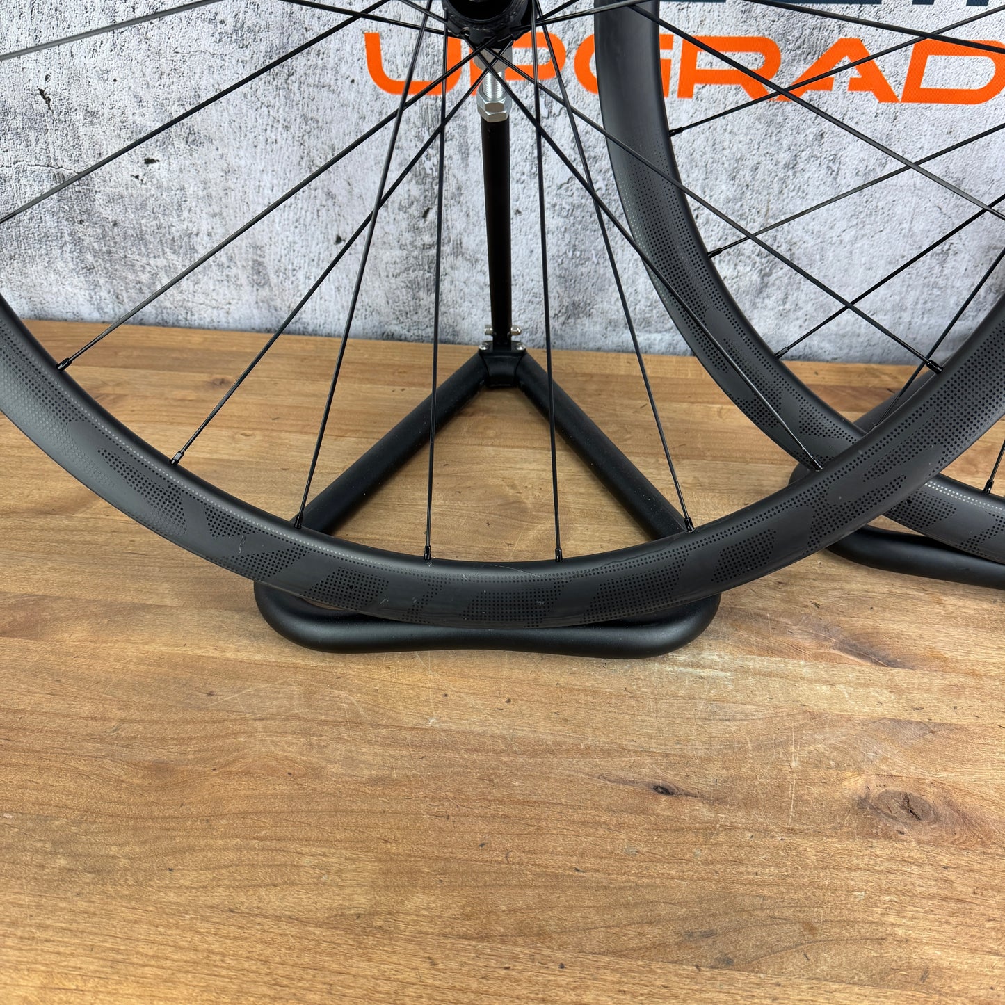 Syncros Capital 1.0 35 Carbon Tubeless Gravel Disc Brake Wheelset 700c 1557g