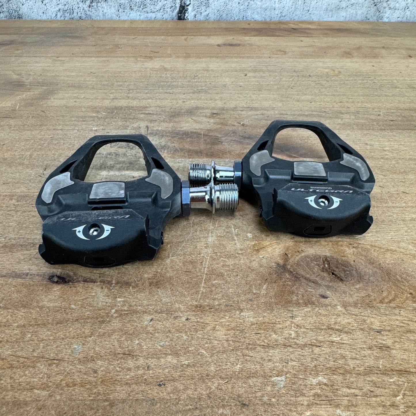 Shimano Ultegra PD-R8000 Carbon Clipless Cycling Bike Pedals 245g