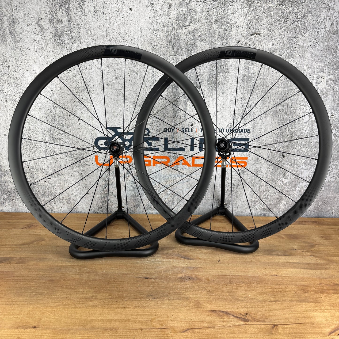 Syncros Capital 1.0 35 Carbon Tubeless Gravel Disc Brake Wheelset 700c 1557g