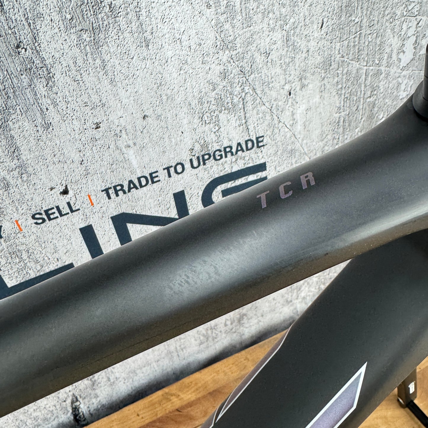Light Use! 2023 Giant TCR Advanced SL Medium Carbon Bike Frameset 700c 1548g