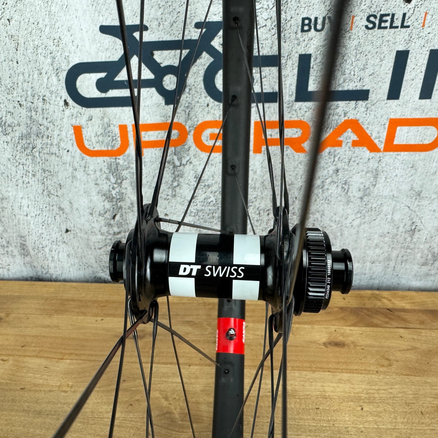 Low Mile! Reserve Santa Cruz 25|GR Carbon Tubeless Disc Wheelset 650b 1359g