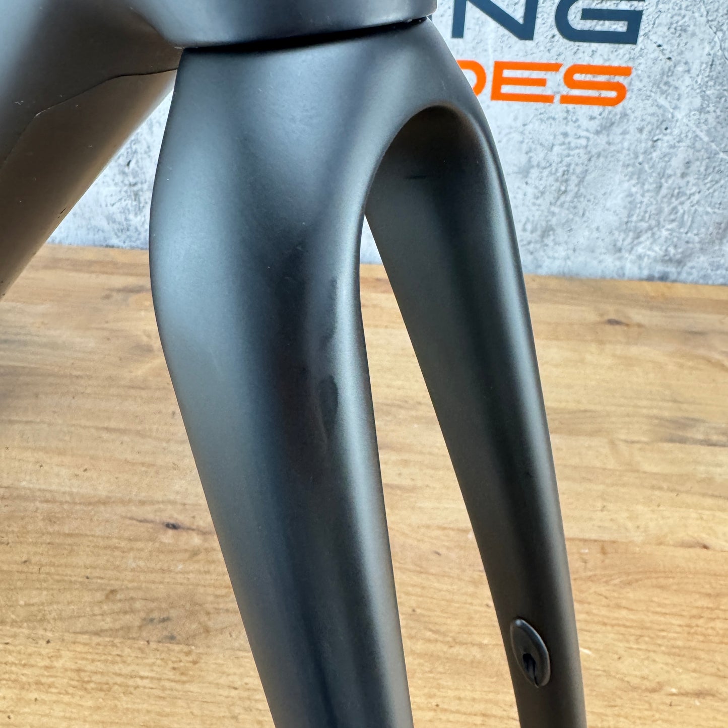 Light Use! 2023 Giant TCR Advanced SL Medium Carbon Bike Frameset 700c 1548g