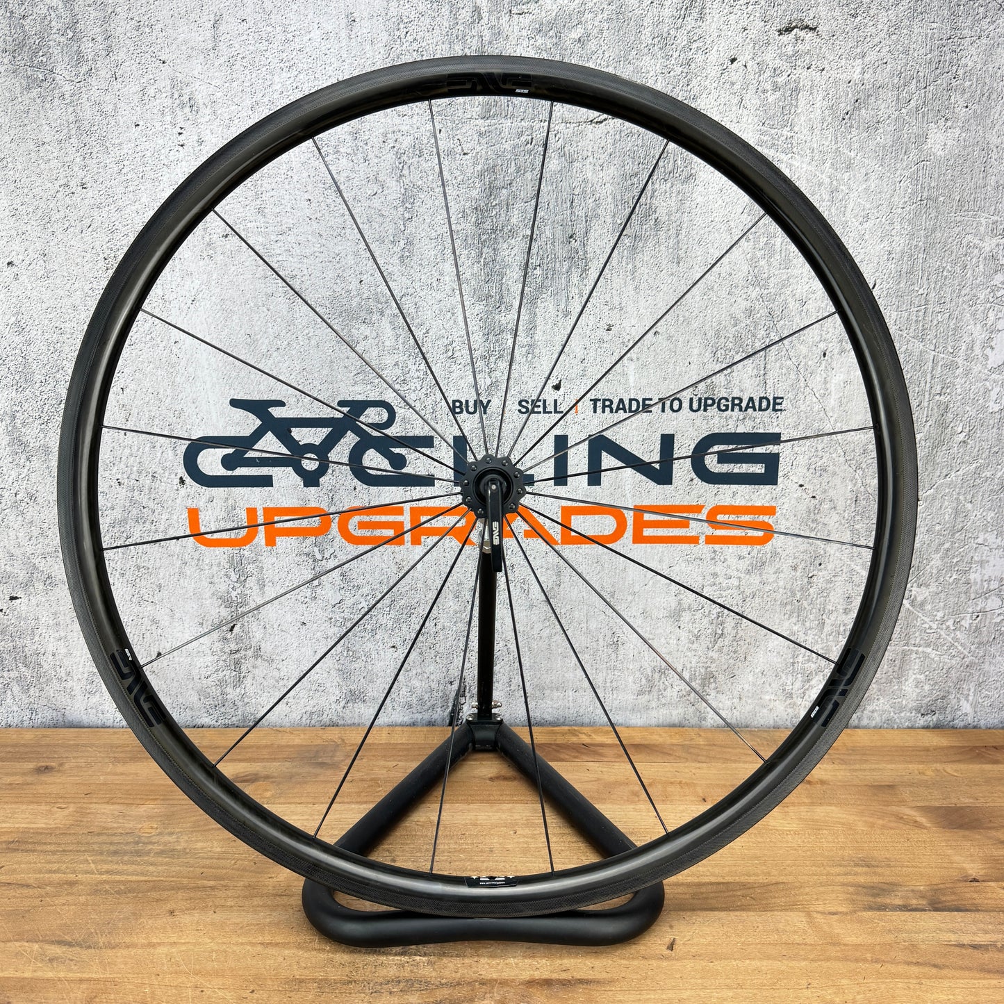 Light Use! Enve 2.3 Carbon Hub Tubeless Rim Brake Road Bike Front Wheel 700c 620g